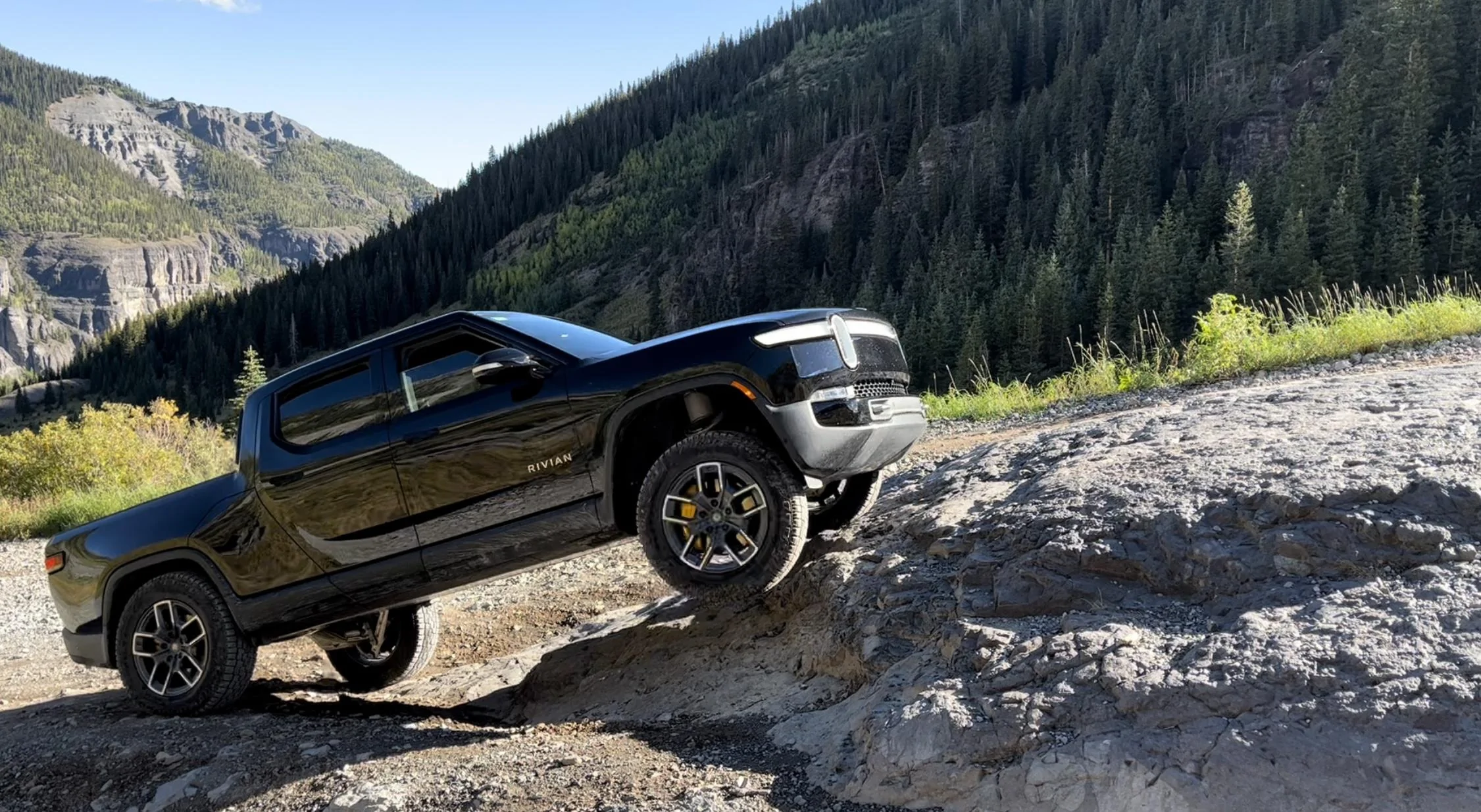 Rivian R1T R1S R1T Over Imogene Pass, CO IMG_0401