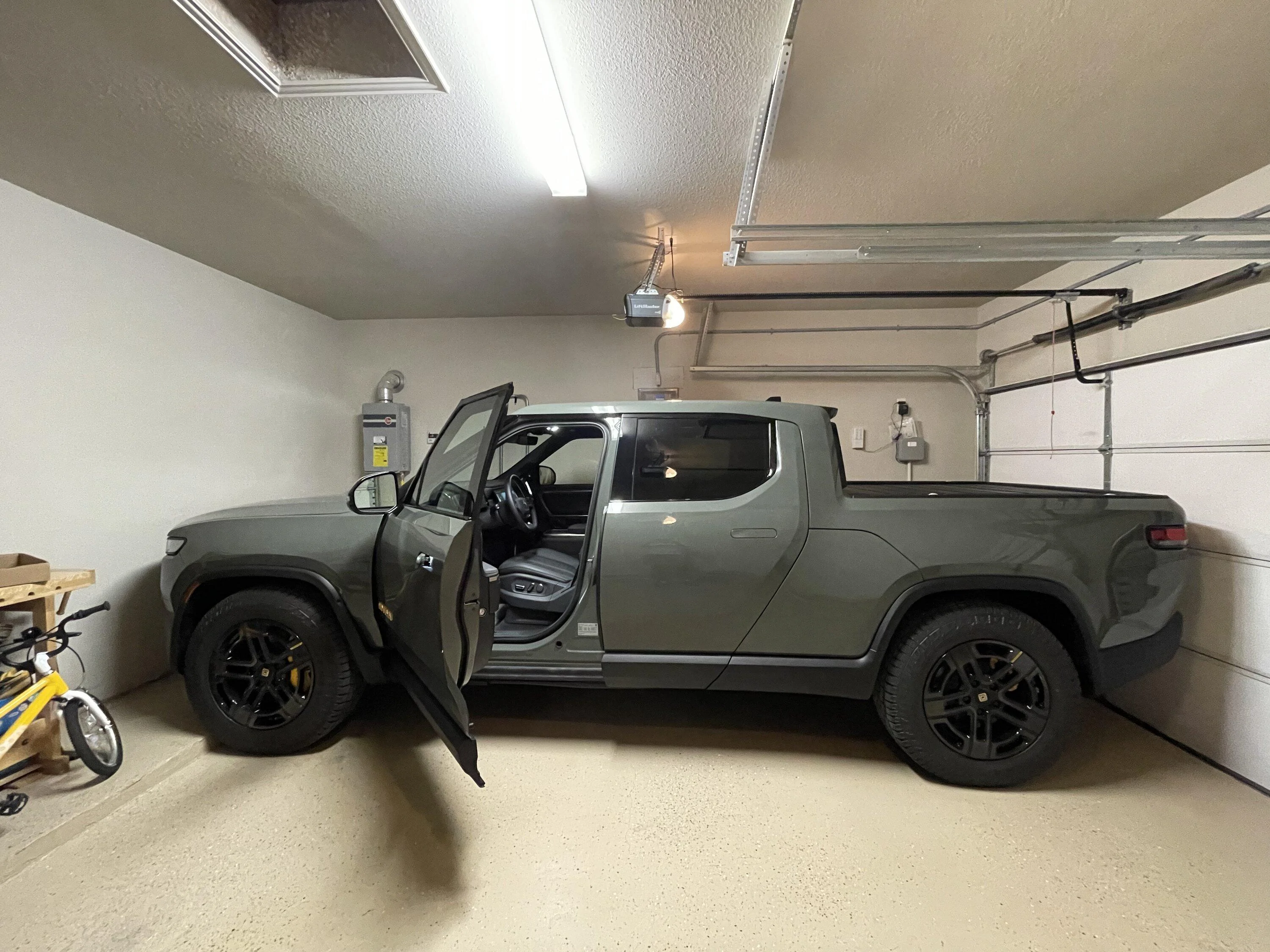 Rivian R1T R1S Texas Roll Call A33018BE-EE68-41E2-AC0C-A640626CDDD5