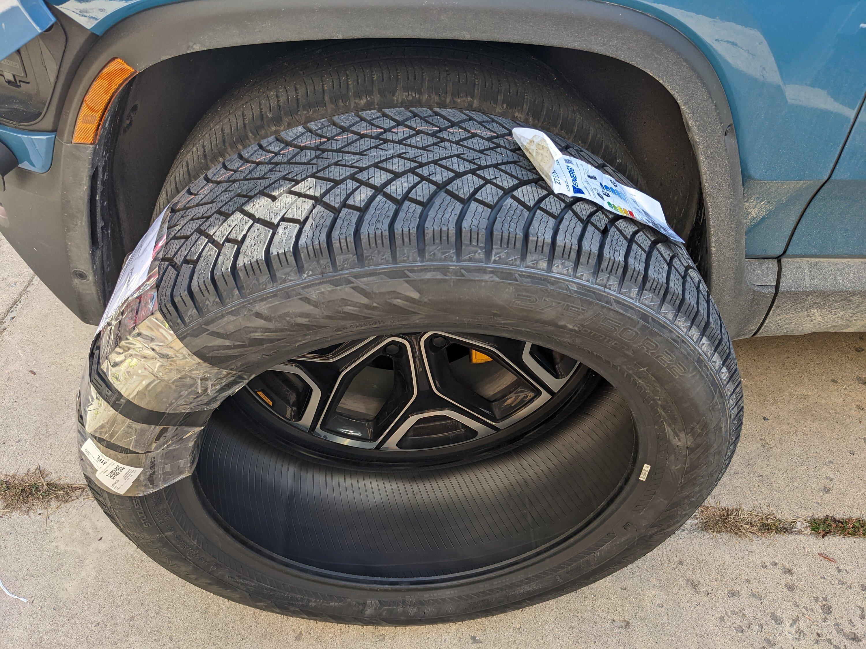 Rivian R1T R1S Winter Is Coming… PXL_20221001_144250716