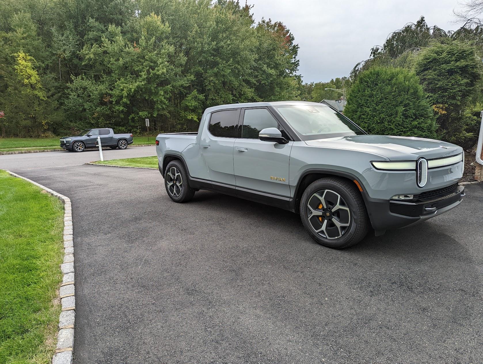 Rivian R1T R1S North East roll call PXL_20220930_191255148