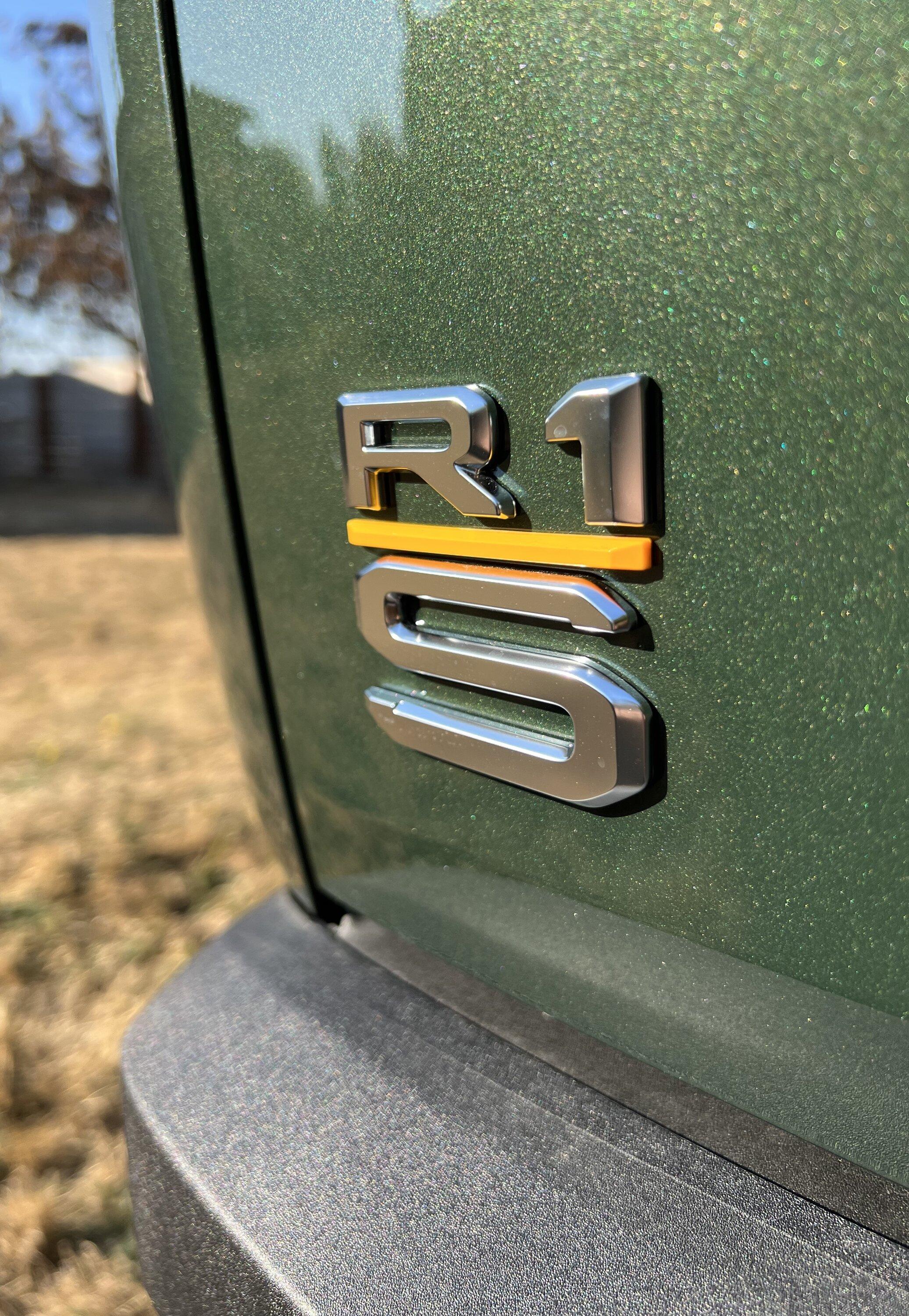 Rivian R1T R1S ? FOREST GREEN R1S Photos IMG_2677