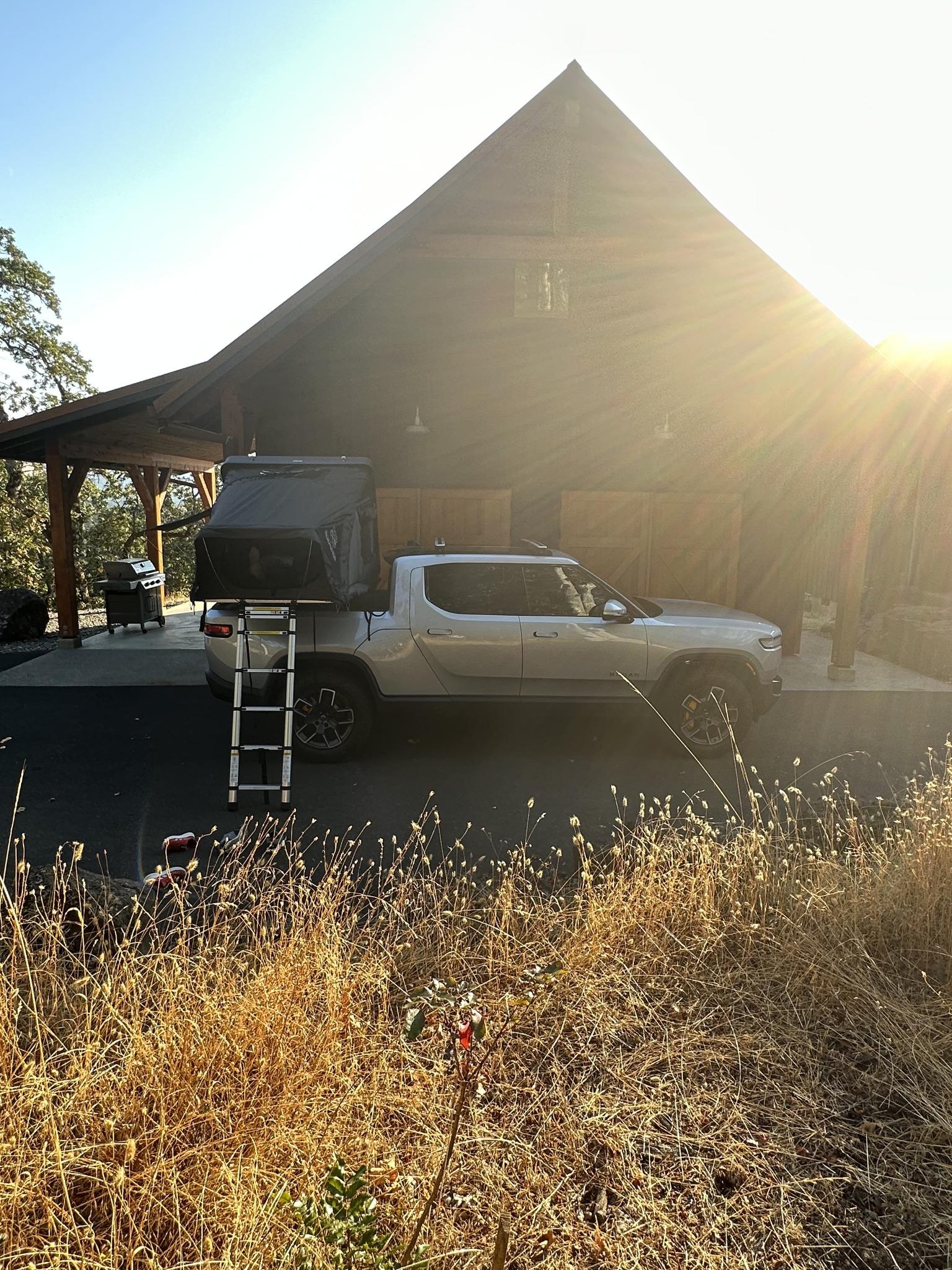 Rivian R1T R1S Non-Rivian rooftop tents 310374721_5266174220159003_1933415634118531184_n