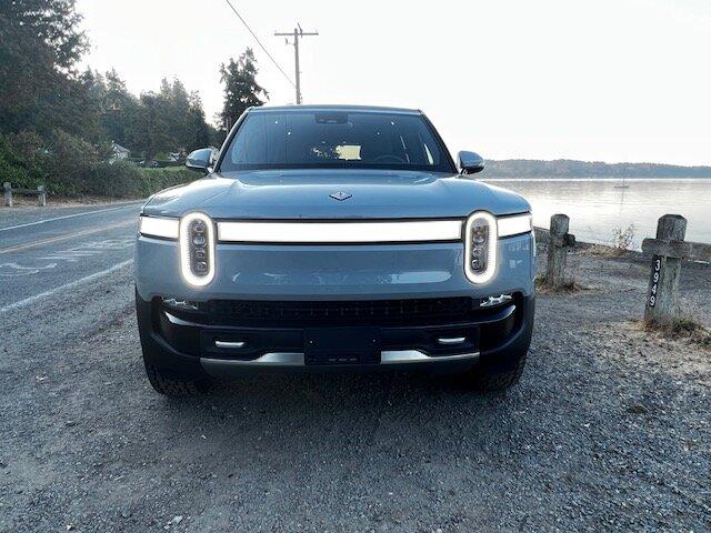Rivian R1T R1S Limestone Launch Edition R1S Delivered: Impressions & Photos image1 (1)