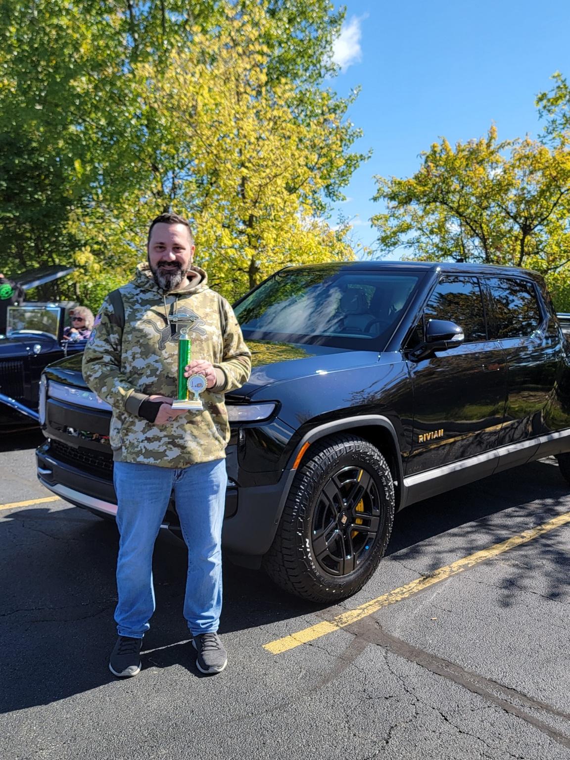 Rivian R1T R1S First car show for my R1T ... First trophy! Resized_20221002_134001