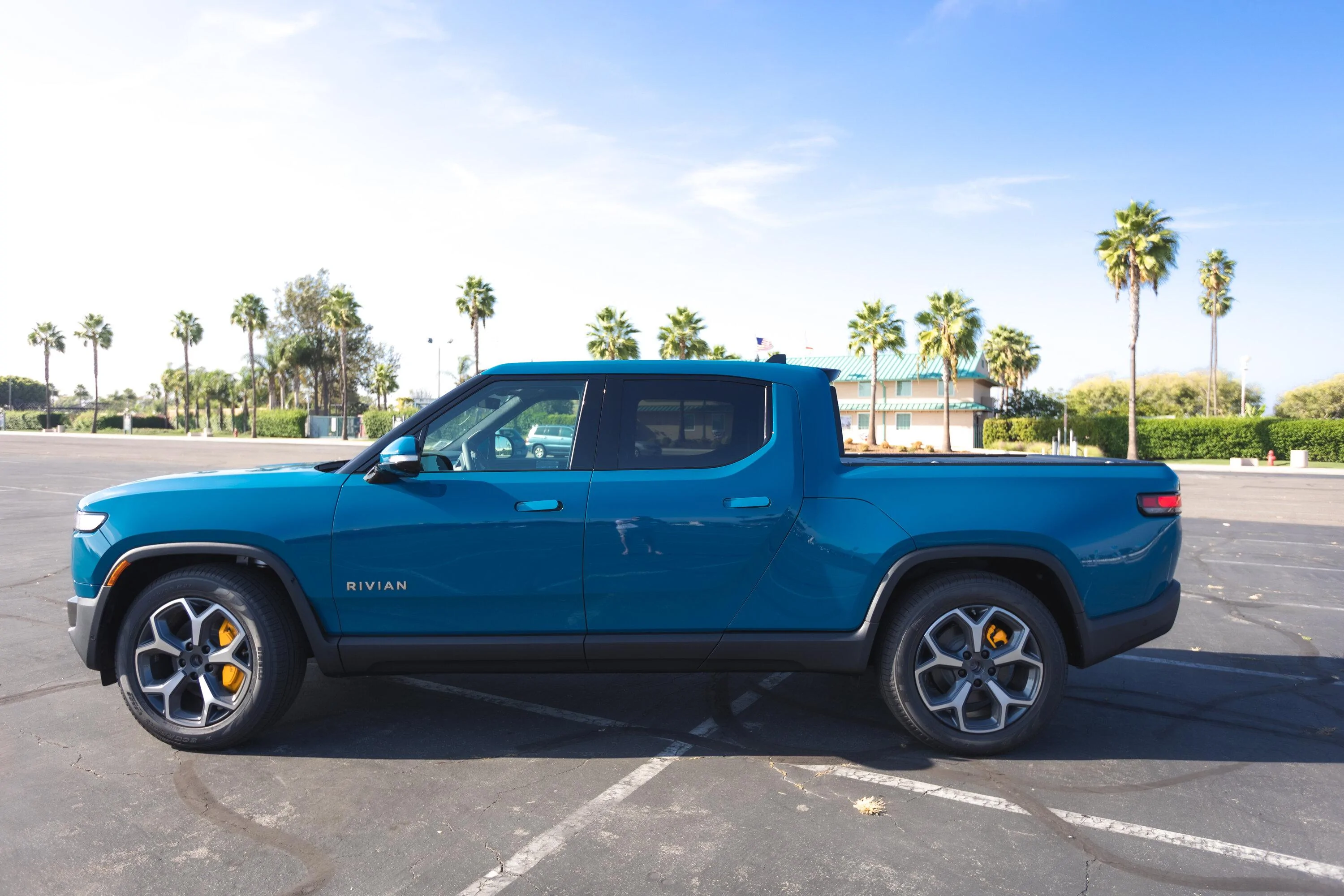 Rivian R1T R1S My R1T finally came; initial impressions after 5 days 117A1500