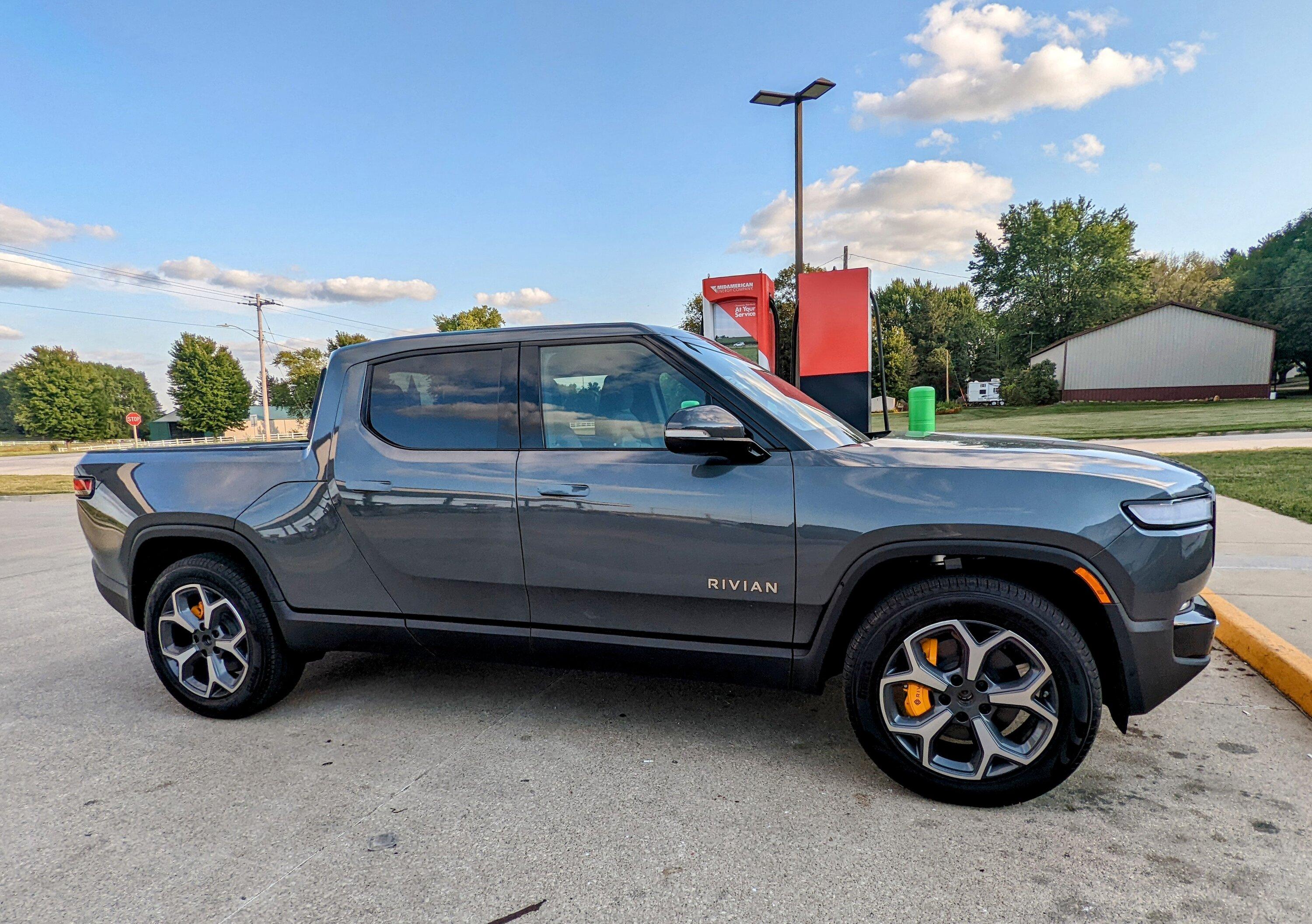 Rivian R1T R1S One month and 2500+ miles with our R1T - some observations and impressions PXL_20220905_231601747~2