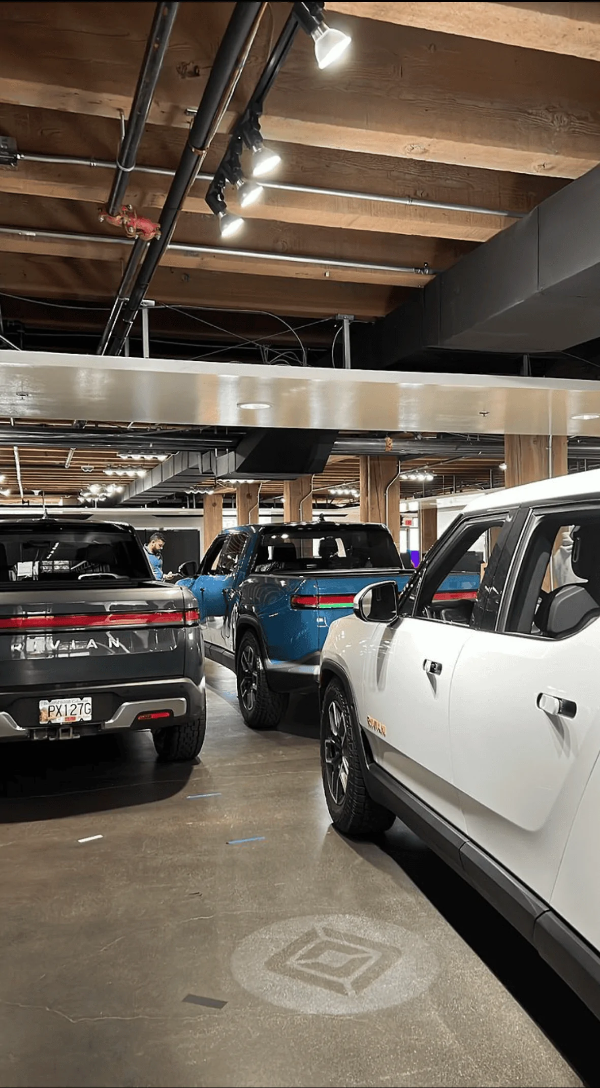 Rivian R1T R1S Canadian delivery timeframe 1665026225058