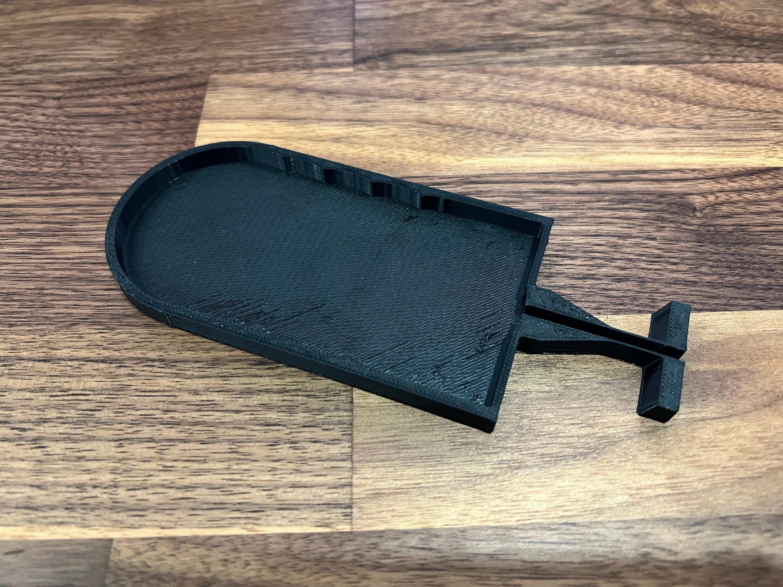 Rivian R1T R1S iPhone 14 Pro is not compatible with the Rivian Charge Pad IMG_0864.JPG
