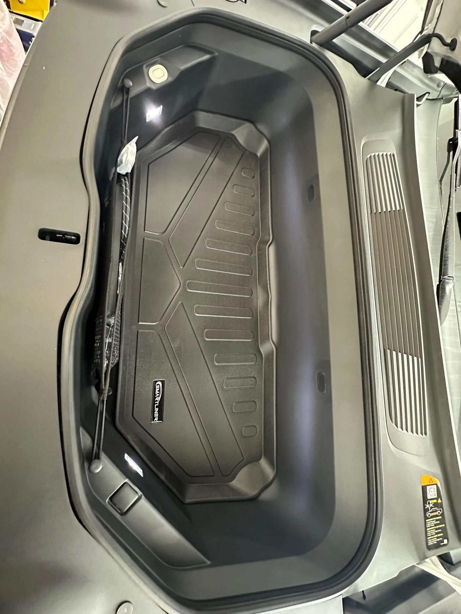 Rivian R1T R1S Anyone try the smartliner weather mats? IMG_1425