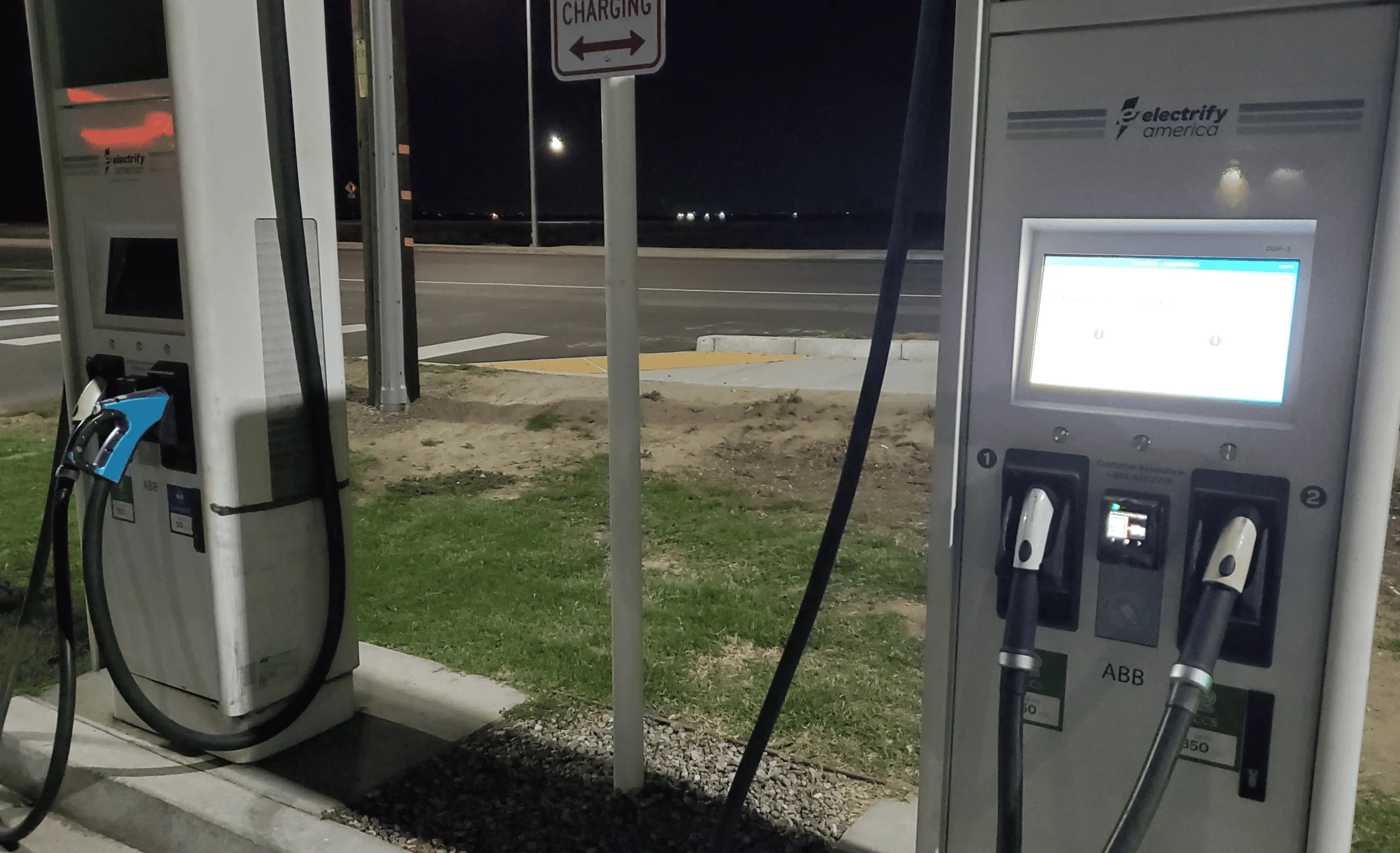 Rivian R1T R1S Detailed efficiency for SoCal to NorCal road trip - 773 miles @ 2.10 wh / mi - Over 80 mph most of trip 1665219914816