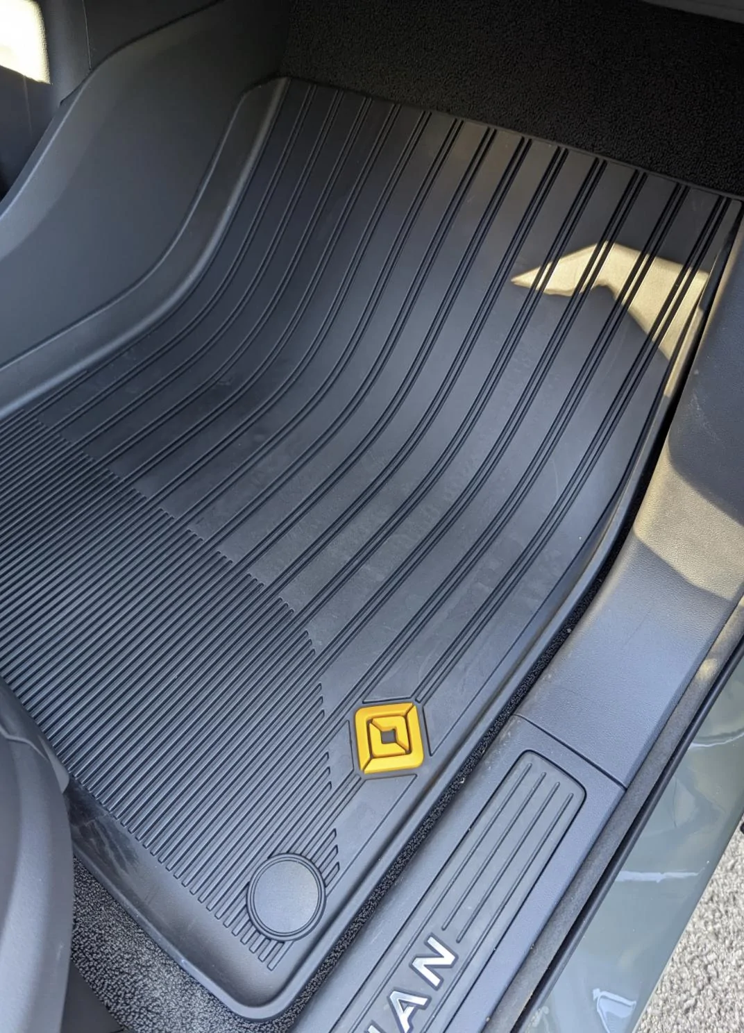 Rivian R1T R1S R1S all weather mats arrived - installed photos 255F19DB-9F93-4B1A-A647-A1B1226CCB8B