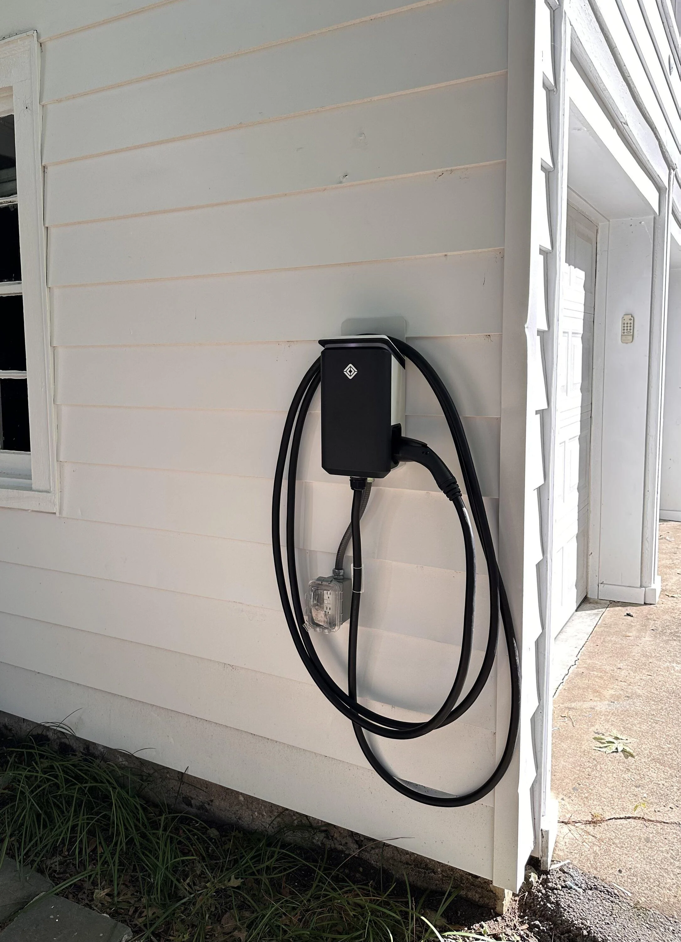 Rivian R1T R1S Show off your Level 2 Home Charger installs here 57A44E31-9AB9-45FE-9ECA-0A03EEC6CF67