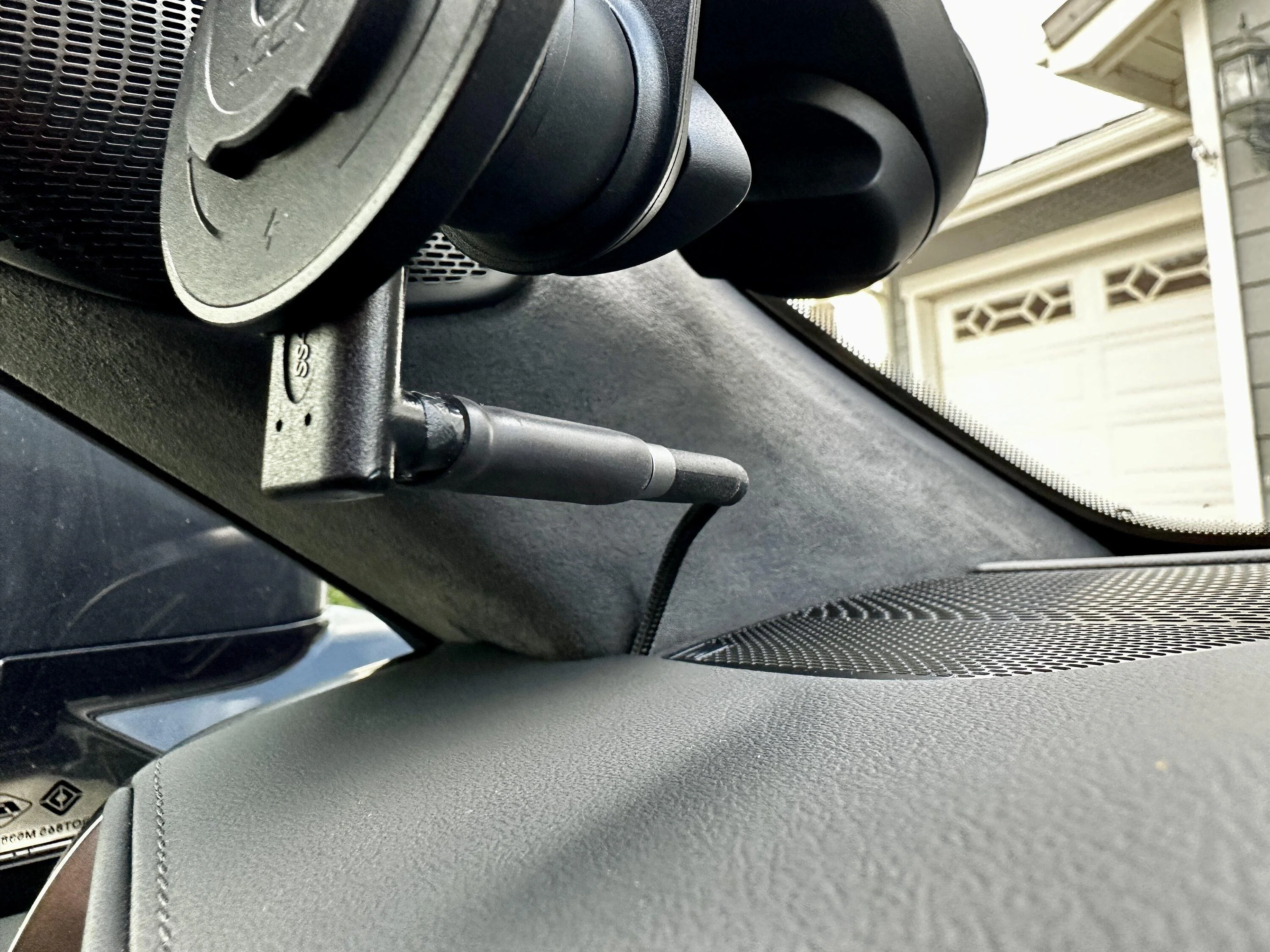 Rivian R1T R1S Mounting a cell phone.  Has anyone done it? R1 Phone-3