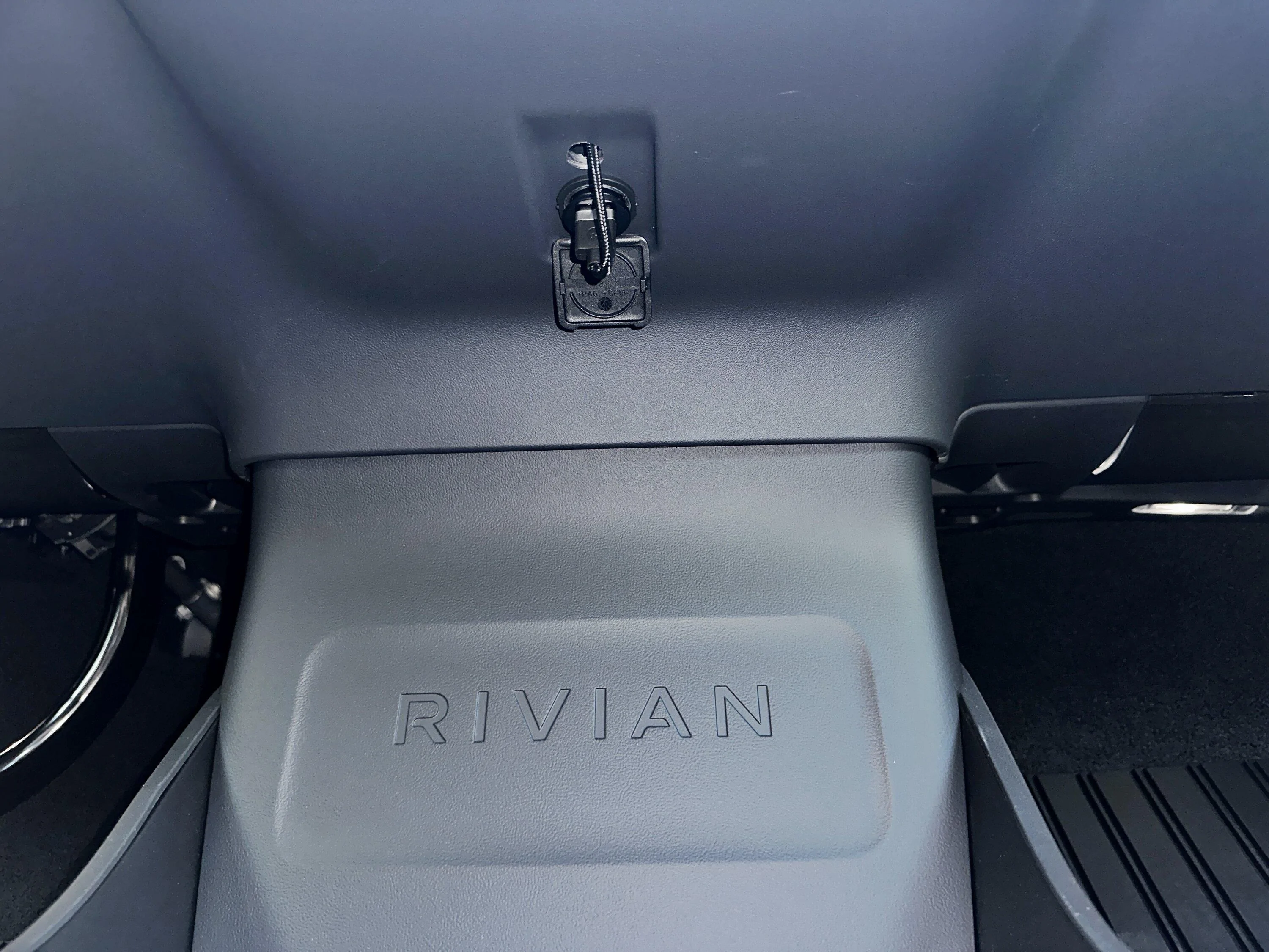Rivian R1T R1S Mounting a cell phone.  Has anyone done it? R1 Phone-4