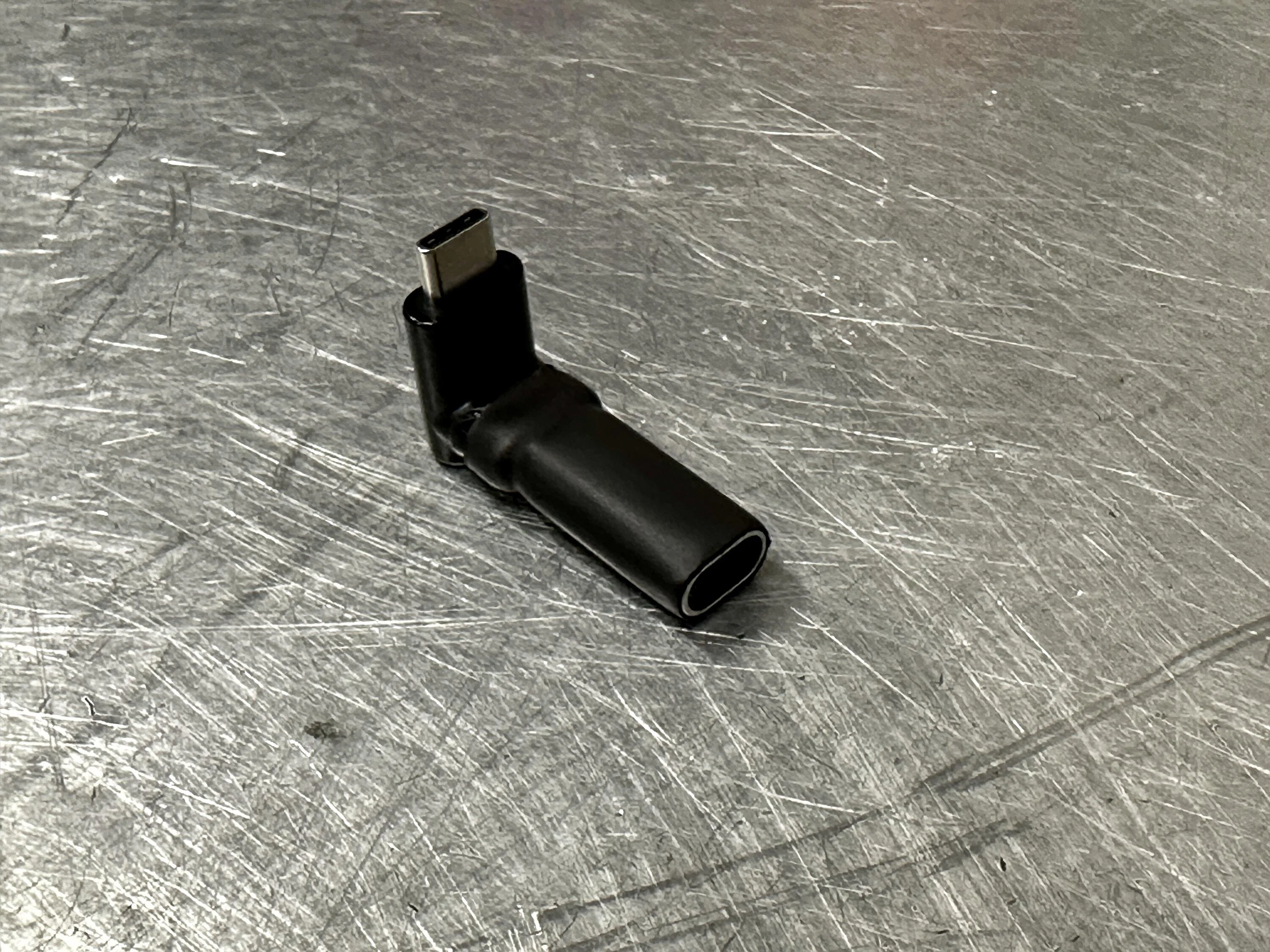 Rivian R1T R1S Mounting a cell phone.  Has anyone done it? R1 Phone-8
