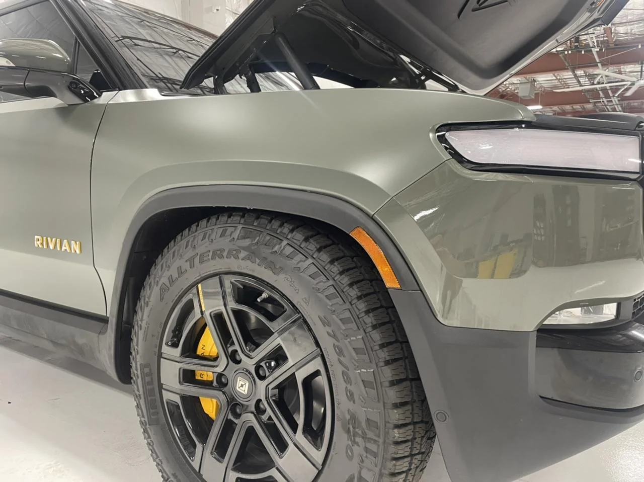 Rivian R1T R1S PPF and Ceramic Detailers in Arizona 2CD01124-6B17-4174-879A-604DF8220D58