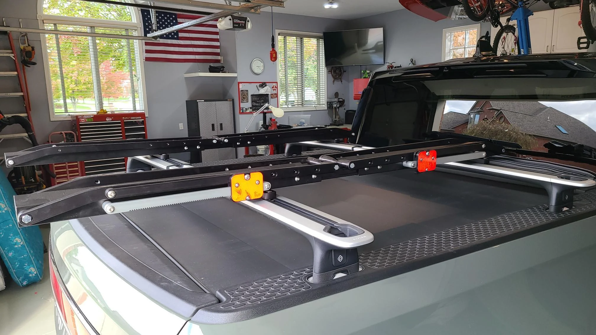 Rivian R1T R1S 1UP USA Equip-D trays mounted on R1T bed crossbars 20221008_152306