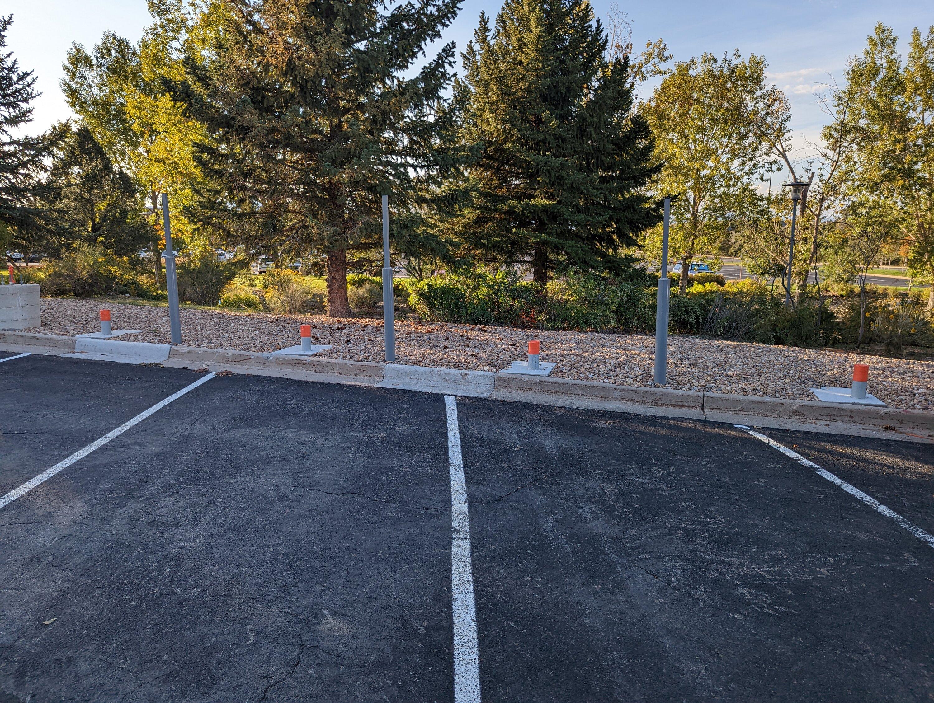 Rivian R1T R1S CO extends charging network PXL_20221006_230918019