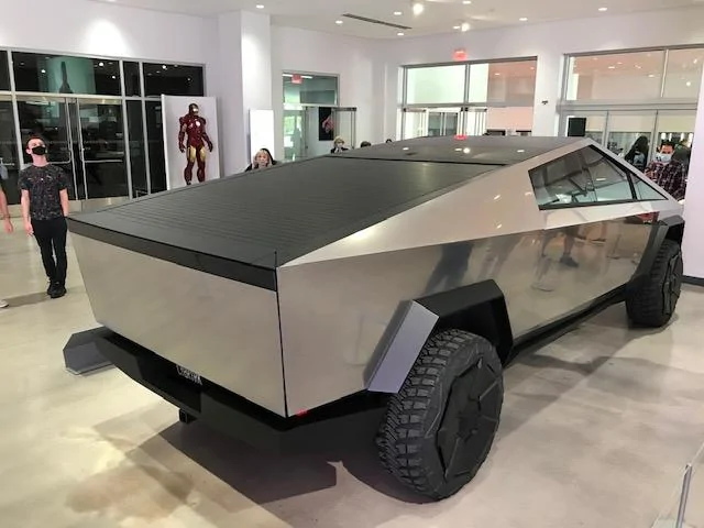Rivian R1T R1S R1T Without Tonneau Option Delivered 323ED8D8-F13A-4E6F-8935-37281B6736C0