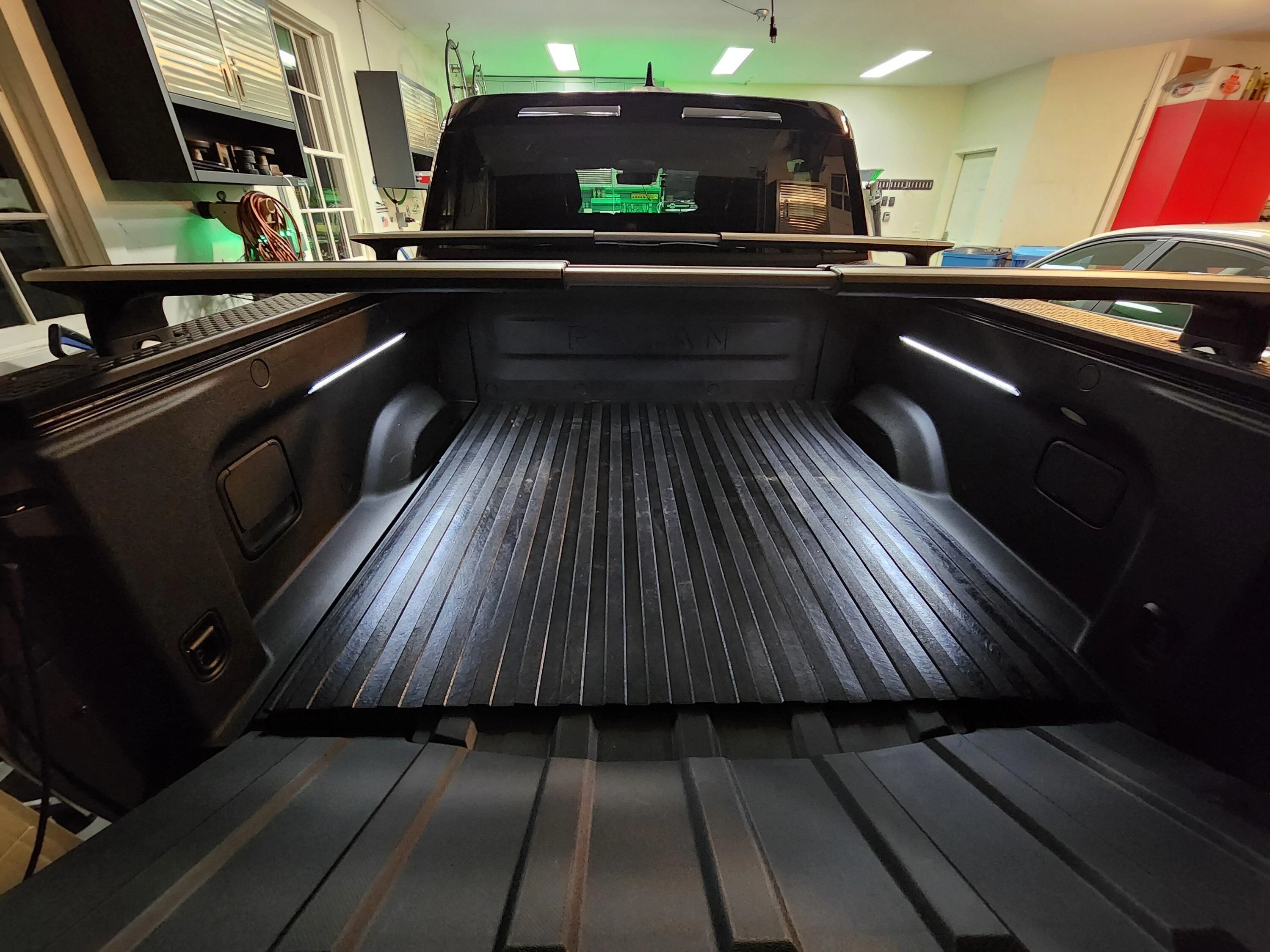 Rivian R1T R1S Cheap and easy rubber bed liner / mat for Rivian R1T 20221010_210326