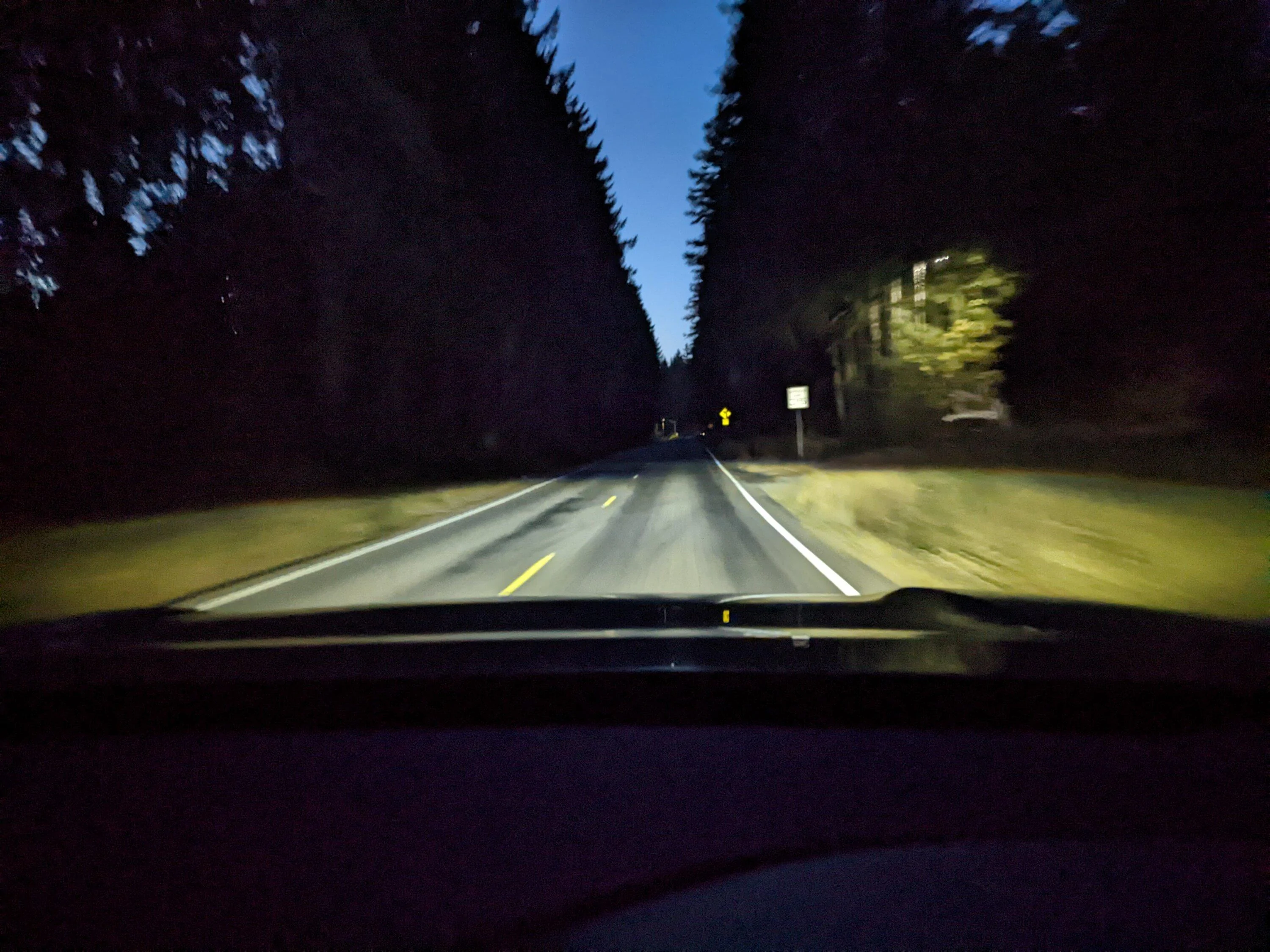 Rivian R1T R1S Are your headlights uneven? o___0 PXL_20221015_015553524
