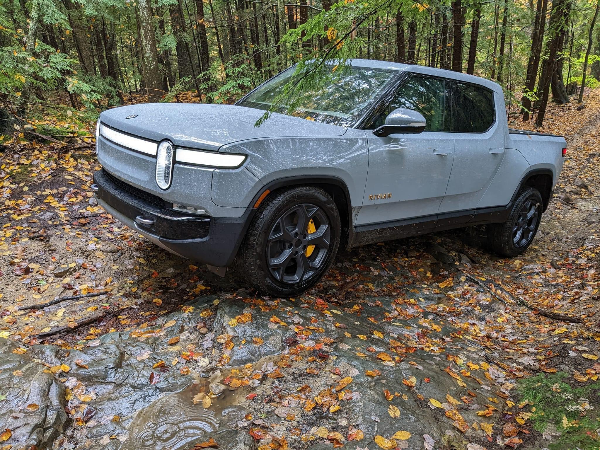 Rivian R1T R1S Please Share Your Personal Experience Driving the R1T in The Snow! E0B666BB-88AE-404F-A9DC-47450FFCA455
