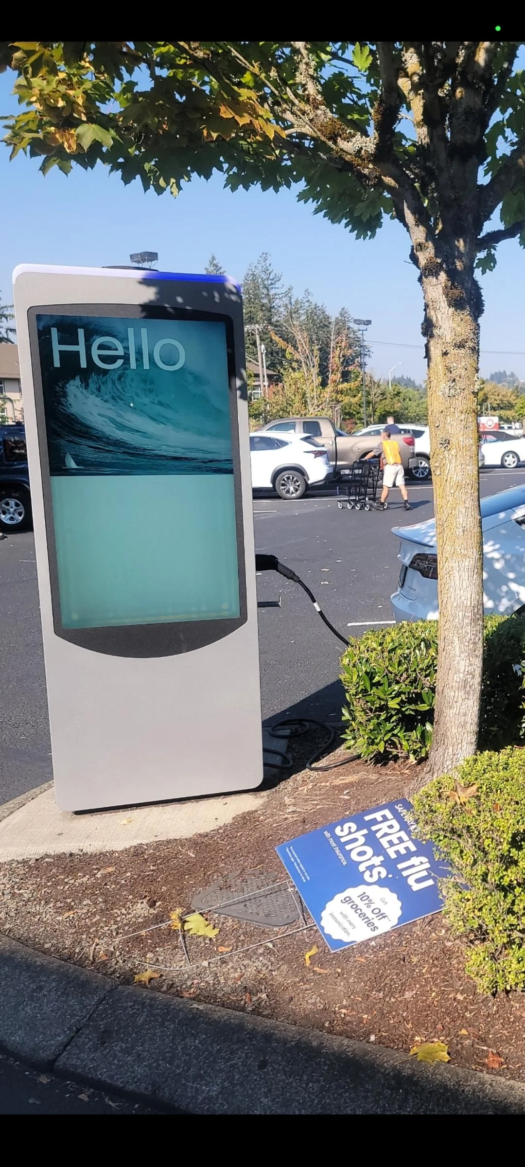Rivian R1T R1S ICE'd by a Tesla. Or was I "BEV'd"? Screenshot_20221016-122651_Photos