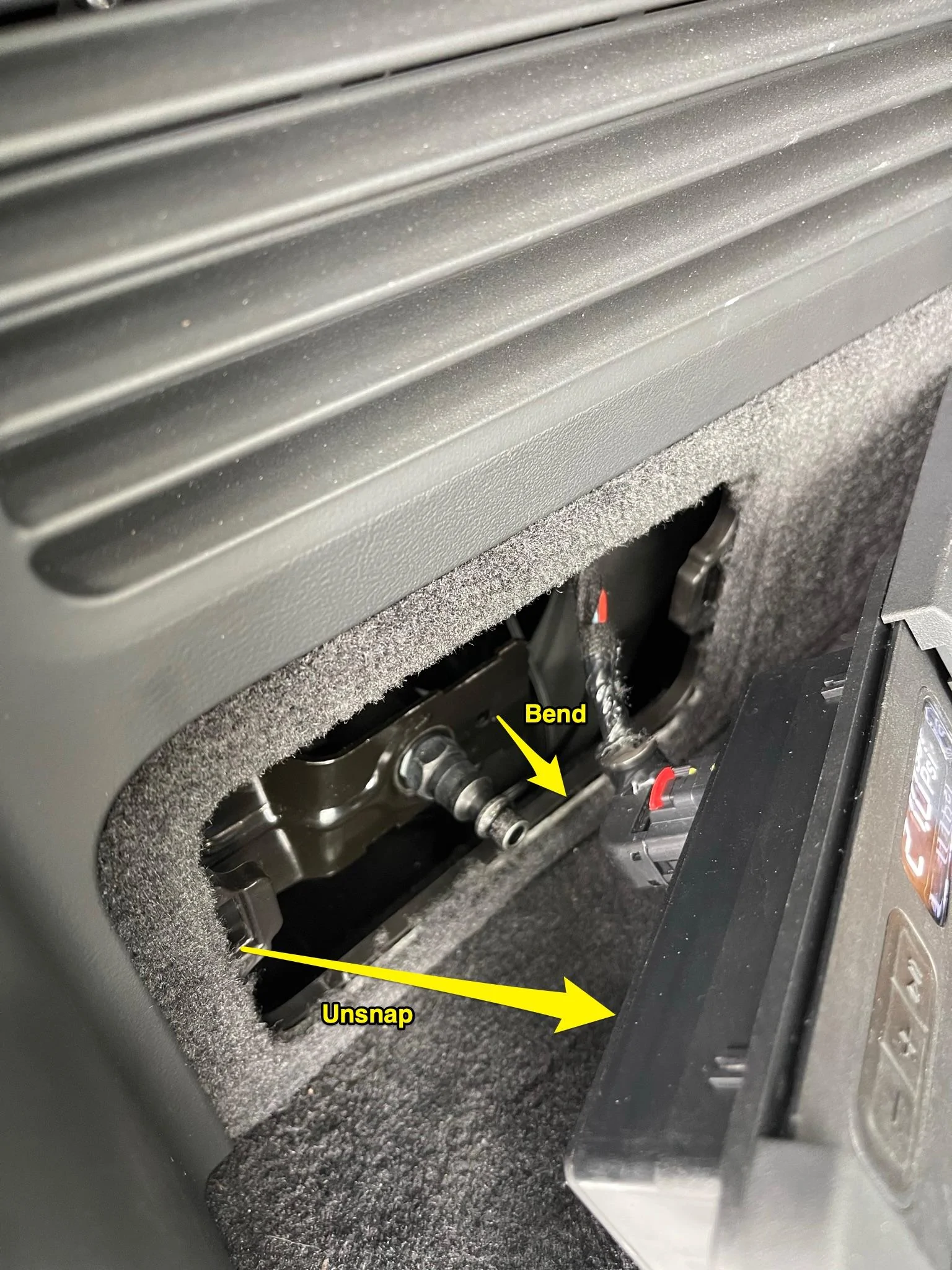 Rivian R1T R1S R1S Owners: Check your air compressor hose 8314FA5A-77D4-46CD-81AE-511AF4F5024A_1_102_o
