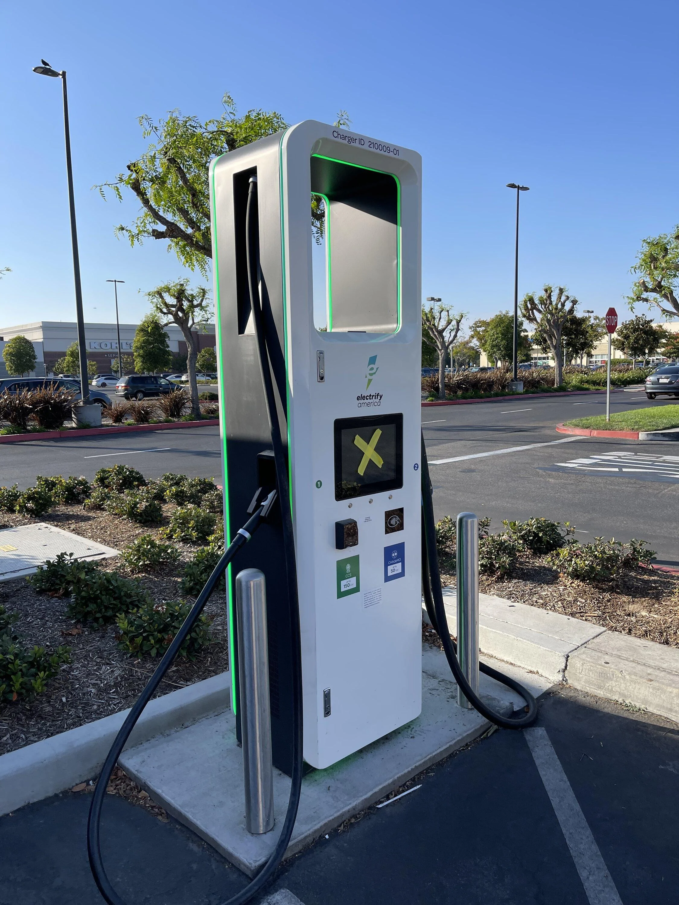 Rivian R1T R1S ICE'd by a Tesla. Or was I "BEV'd"? 68181654-CD15-4D66-ABFA-5F2269E4A062