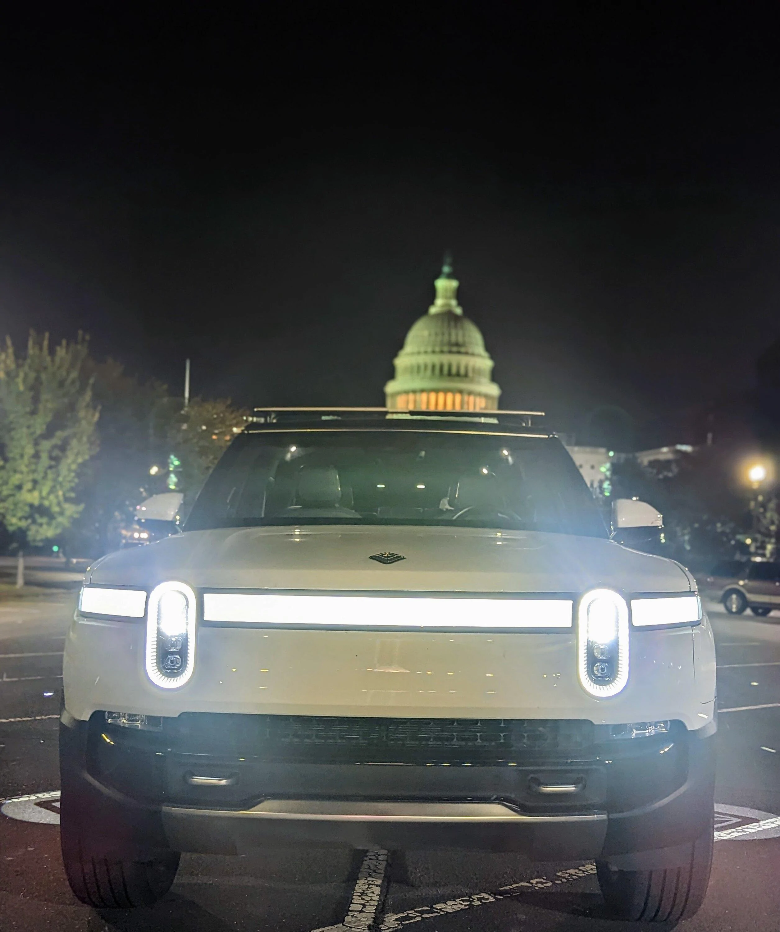 Rivian R1T R1S Kanundrum's R1S Build Thread (1 year Anniversary) PXL_20221017_001112871.PORTRAIT