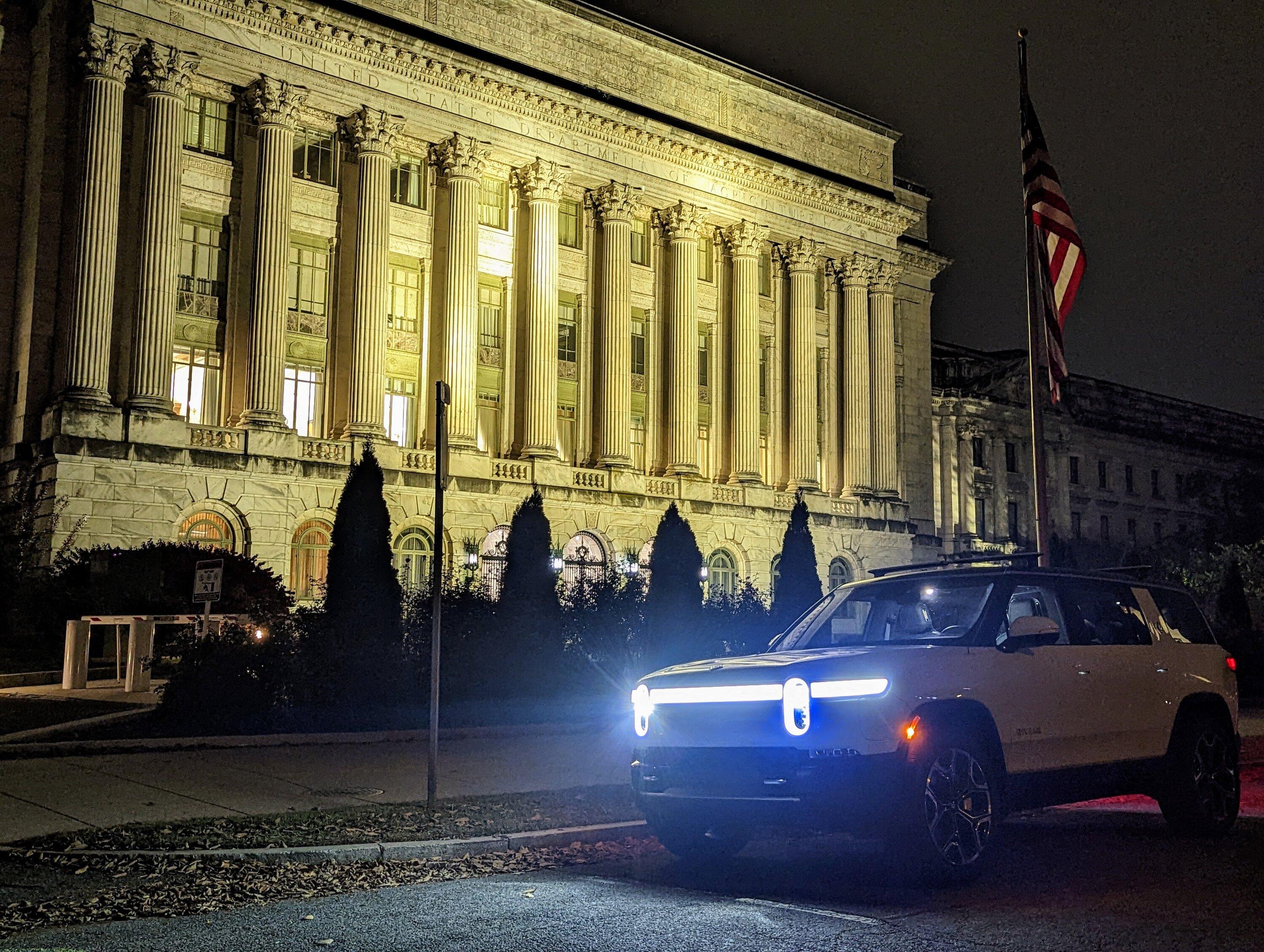 Rivian R1T R1S Kanundrum's R1S Build Thread (1 year Anniversary) PXL_20221017_002840194.PORTRAIT