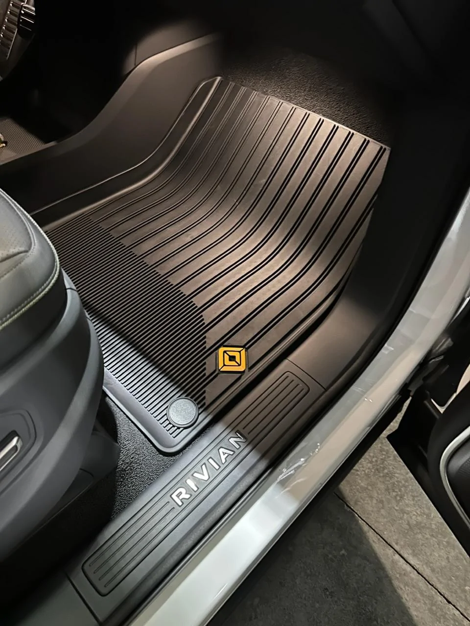 Rivian R1T R1S All Weather Floor Mat Modification - DIY Yellow Rivian Logos 5EA5BEA2-E0D3-453D-BF04-C345E337BB3B