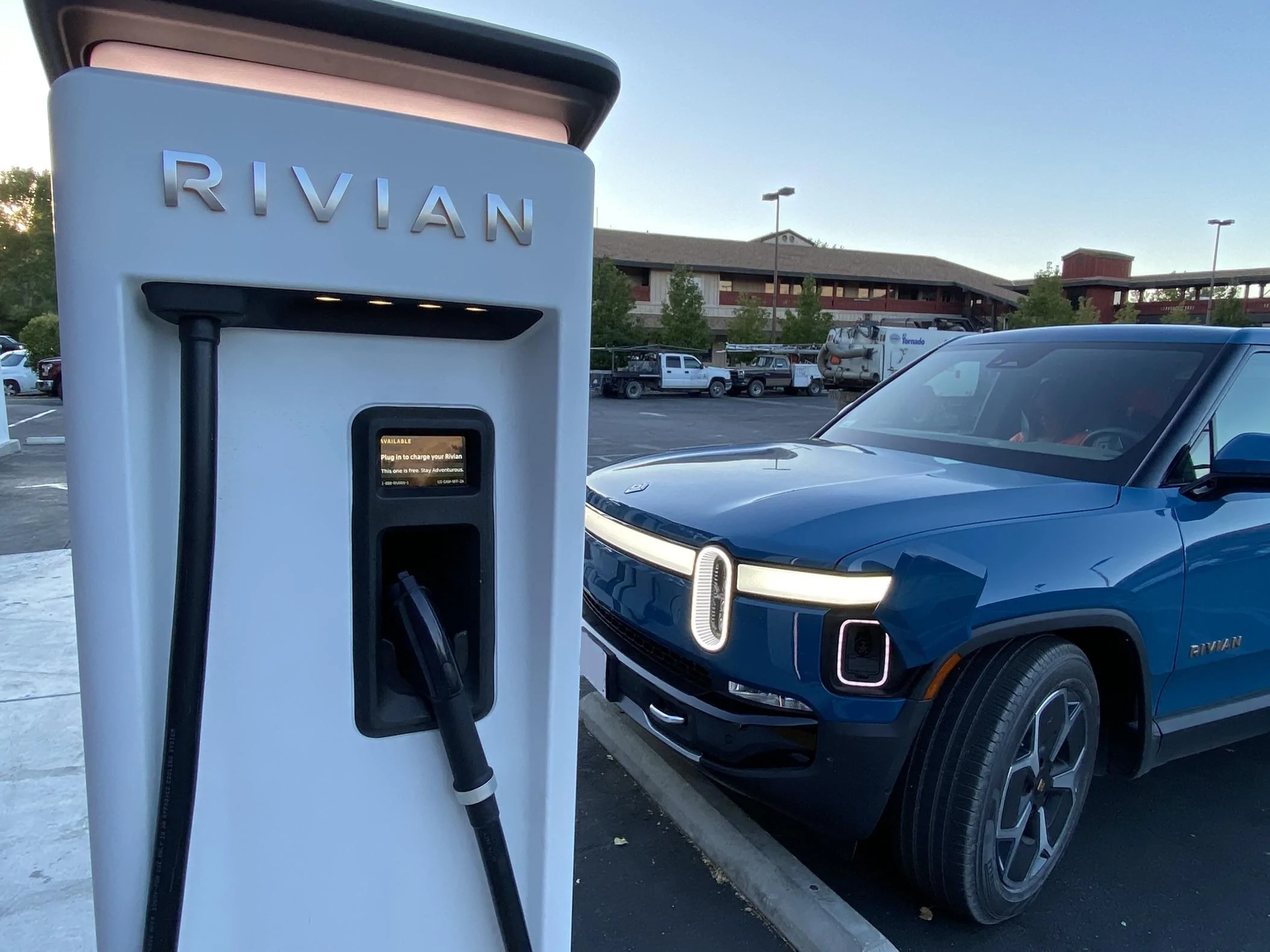Rivian R1T R1S Took my R1T w/ 21’s to Bishop and Crowley Lake - Experience, Photos & Videos EF98BAEB-0285-4BFB-9F66-8770AB6F9370