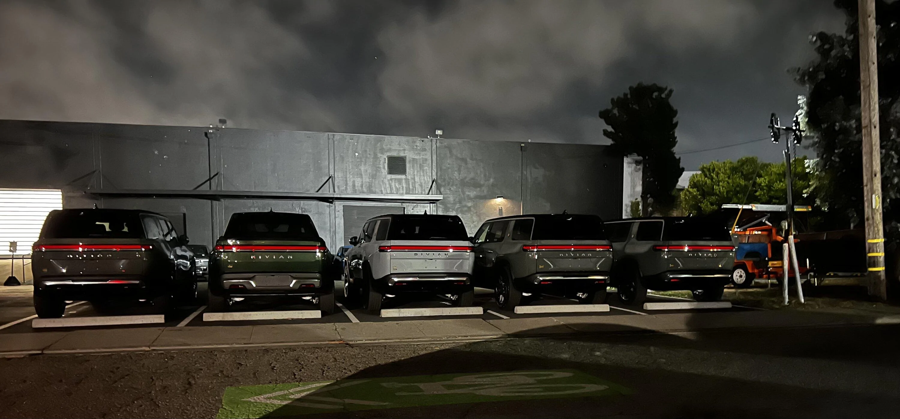 Rivian R1T R1S R1S : Oct-Dec Delivery (Now Jan-Feb or Feb-Mar 2023) 6A6EC6BF-4559-4EE1-A9BF-CB773C402E99