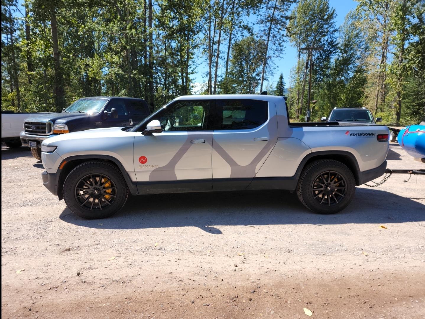 Rivian R1T R1S 20” Blizzak snow tires installed Screenshot_20221021_121622