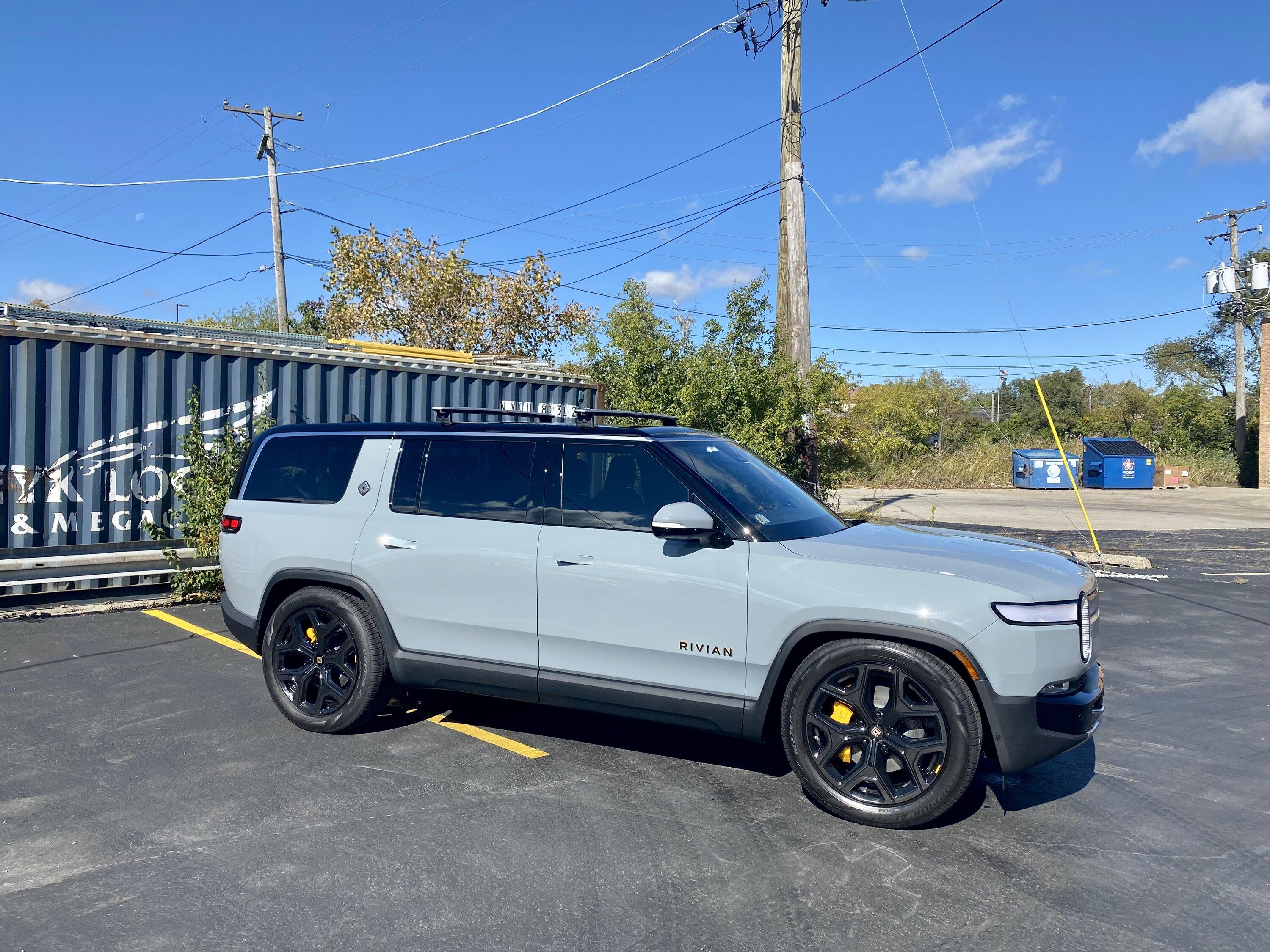 Rivian R1T R1S R1S: Time between config lock and VIN/8 steps? D55D7AFC-4E27-441C-B6BC-597F04C333DF