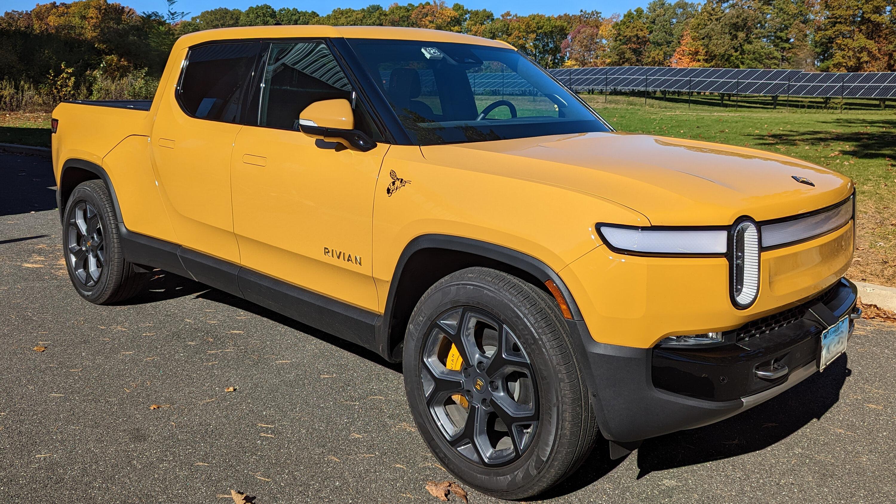 Rivian R1T R1S COMPASS YELLOW R1T Photos PXL_20221022_150706436~2