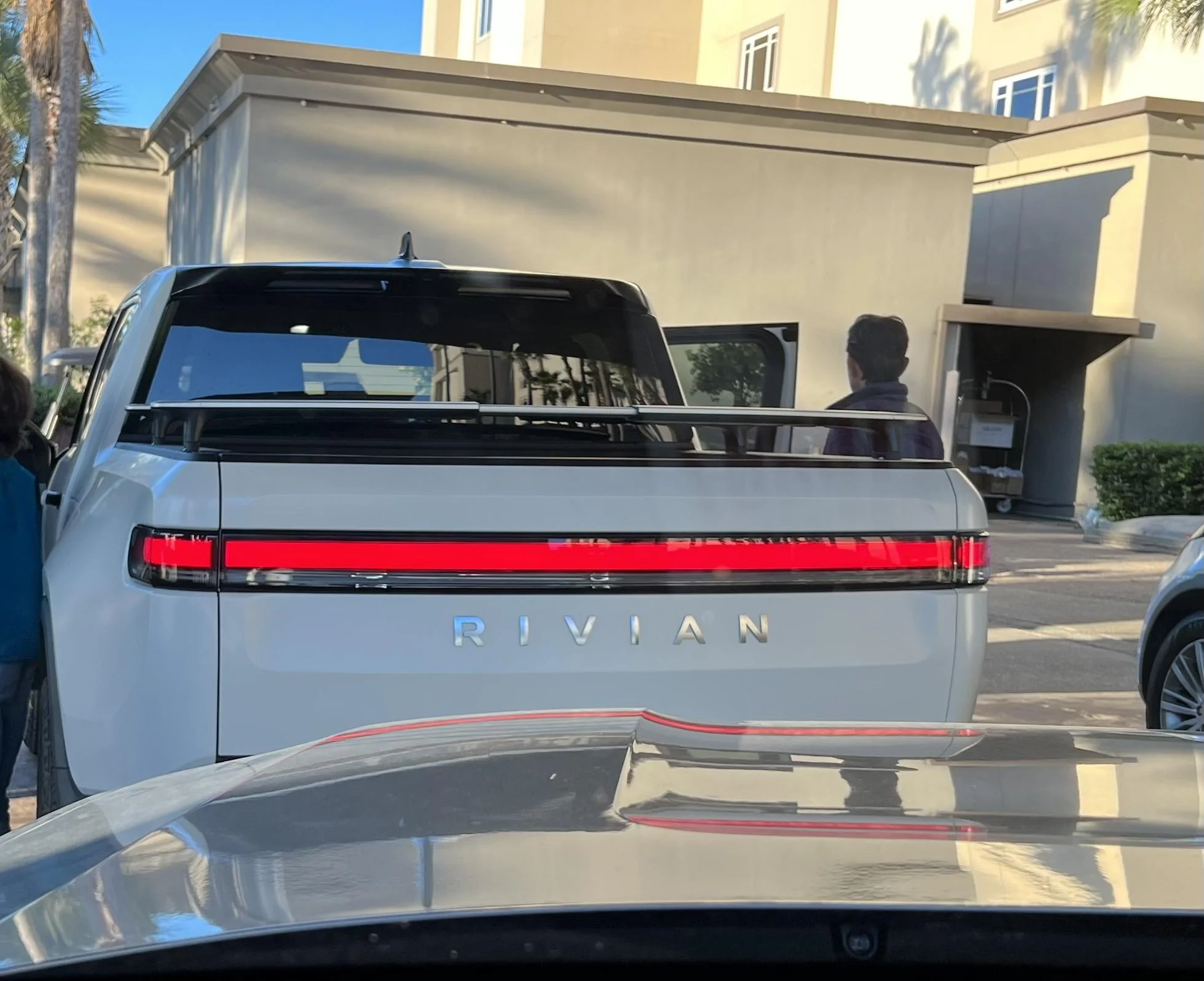Rivian R1T R1S Almost got into the Wrong Rivian in the Valet Line! B2A3AC8C-D5C6-4DD6-A82A-514ABB79A499