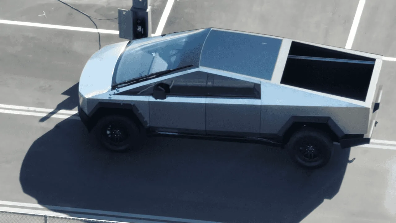 Rivian R1T R1S Who is excited about Cybertruck? 1666620527006