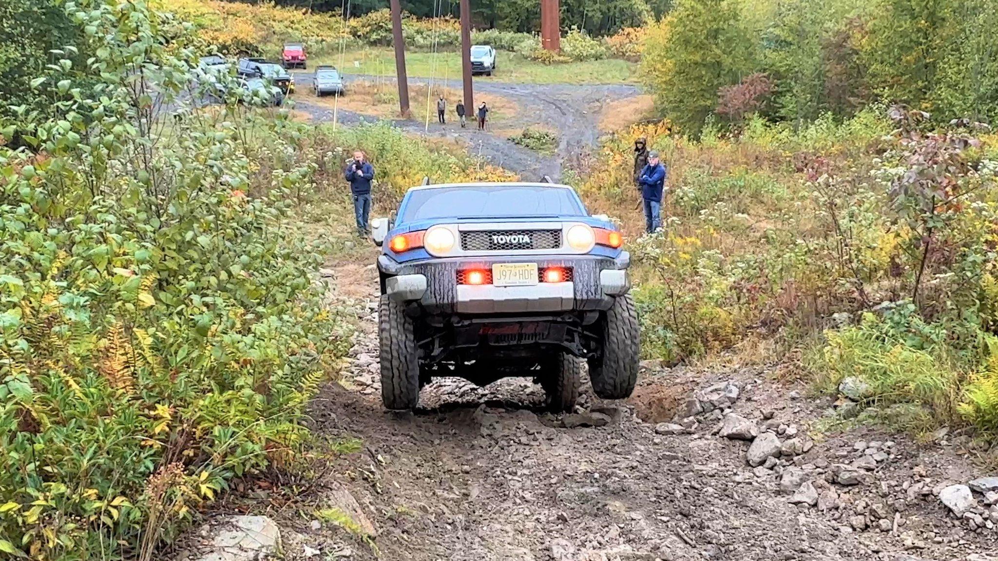 Rivian R1T R1S No Drama Rock Crawling in R1T w/ 20″ AT, 30PSI, Rock Crawl Mode, Highest Suspension, Hold Enabled 310628358_10228060958738684_6498284477613961773_n
