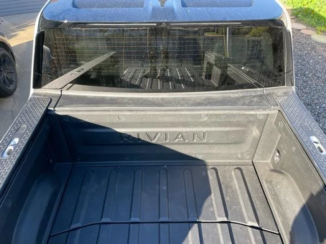 Rivian R1T R1S DIY Tonneau Repairs? Anyone try to do this yet? IMG_2601