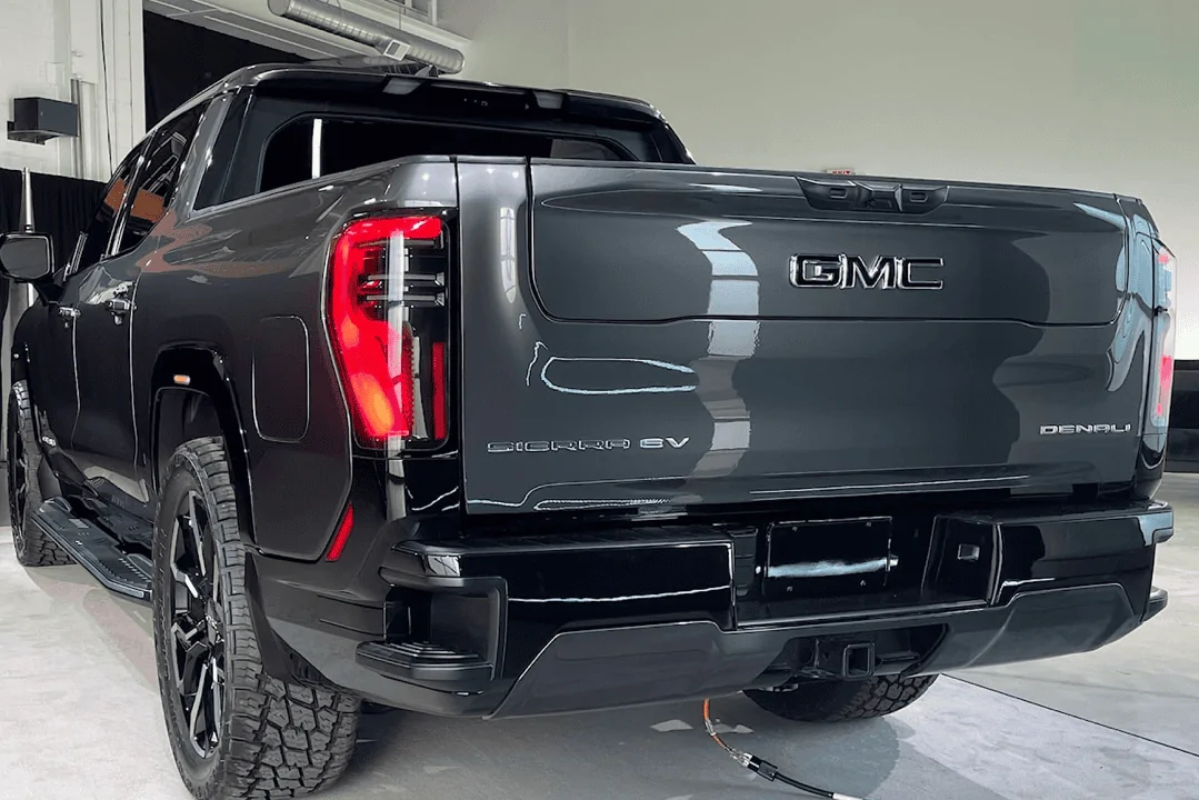 Rivian R1T R1S Imitation really is the best form of flattery: GM caught photoshopping Rivian photo 1666751822391