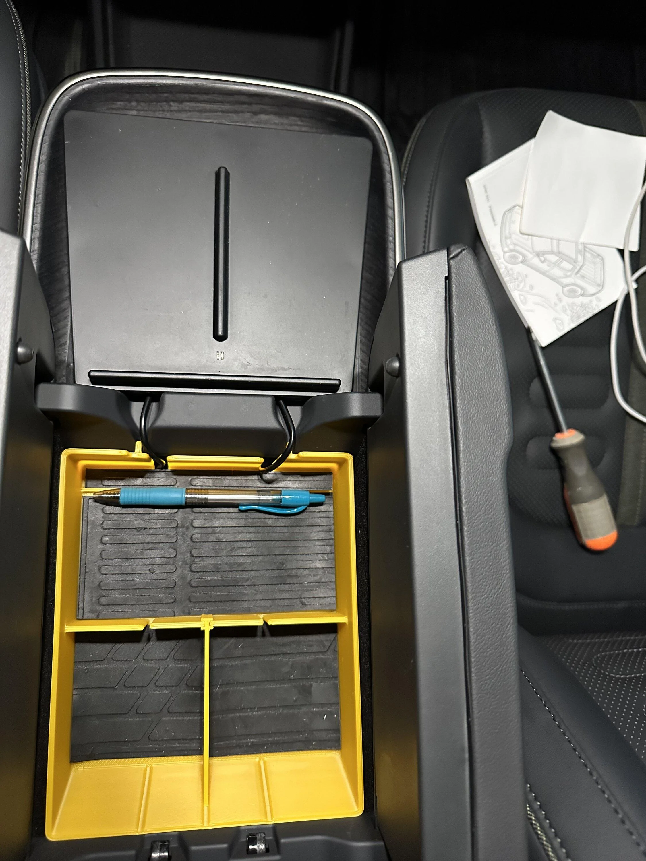 Rivian R1T R1S Jebinc’s Charging pad mod B89C080D-BED3-4EB5-A373-1FE9822BA3D0
