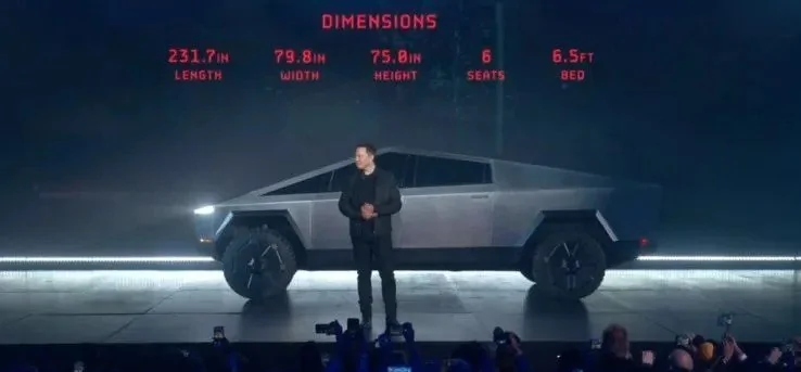 Rivian R1T R1S Who is excited about Cybertruck? ezgif.com-gif-maker (1)