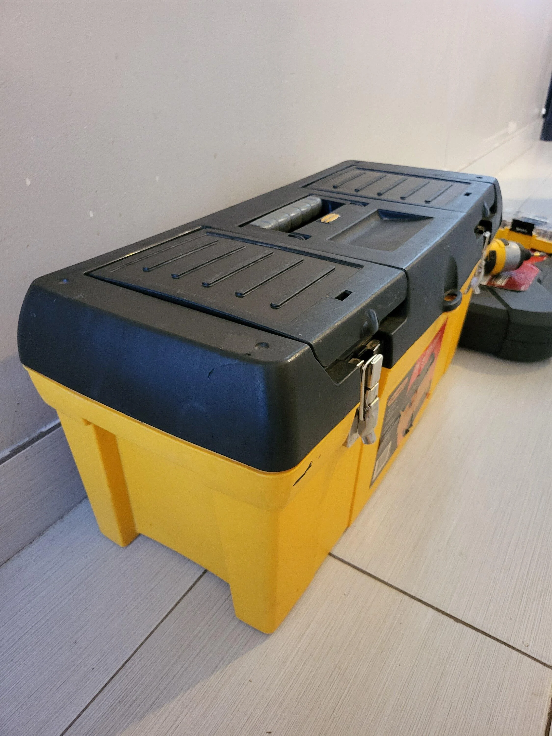 Rivian R1T R1S Damage in truck bed from my tool box 20221026_105203