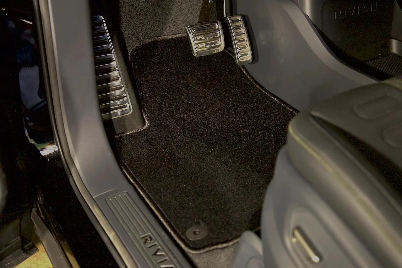 Rivian R1T R1S Introducing precision fitment / premium grade carpet floor / gear tunnel / bed mats Riv5_4000x.progressiv