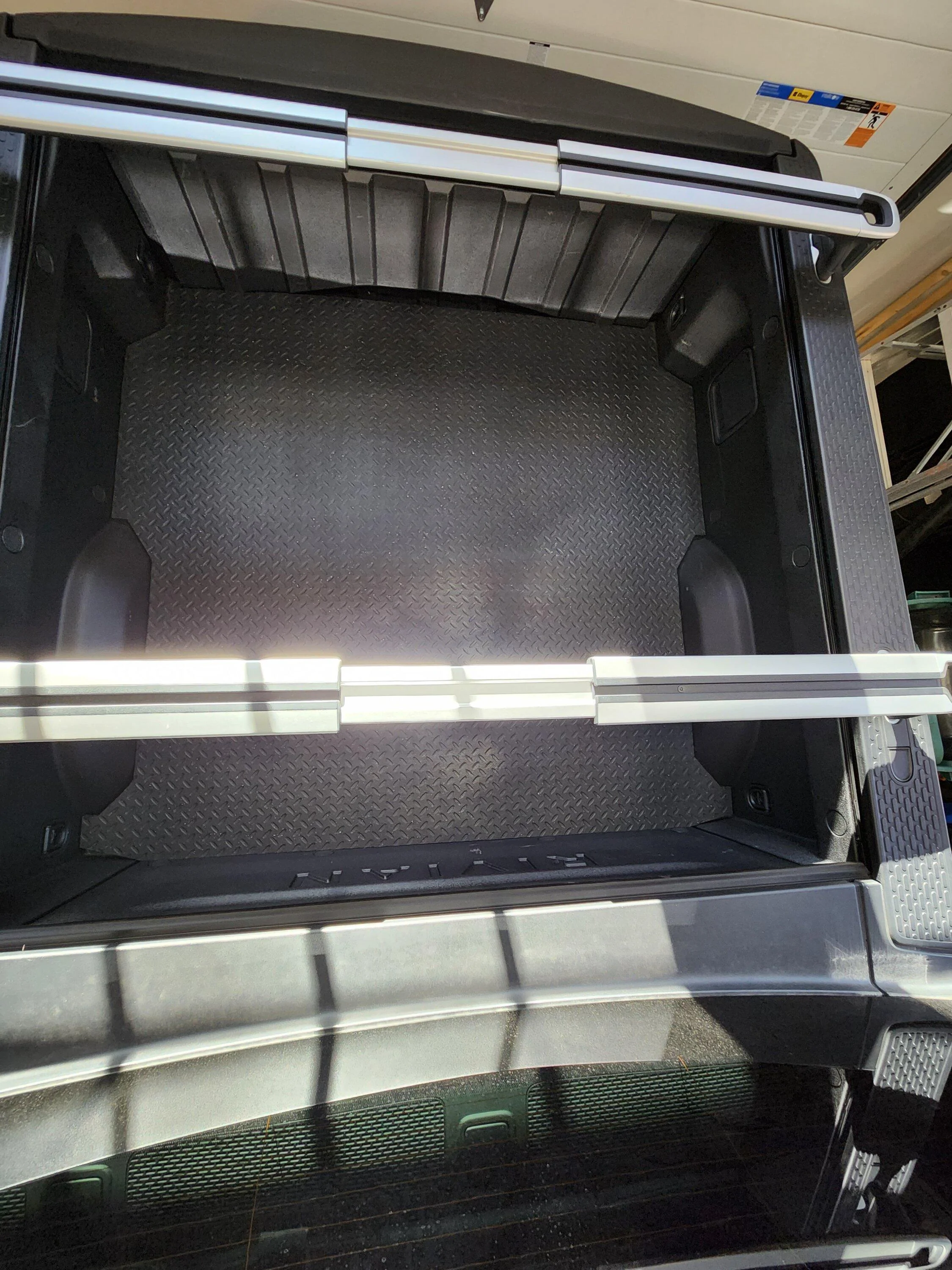 Rivian R1T R1S Custom Fit R1T Bedliner 20221028_153150