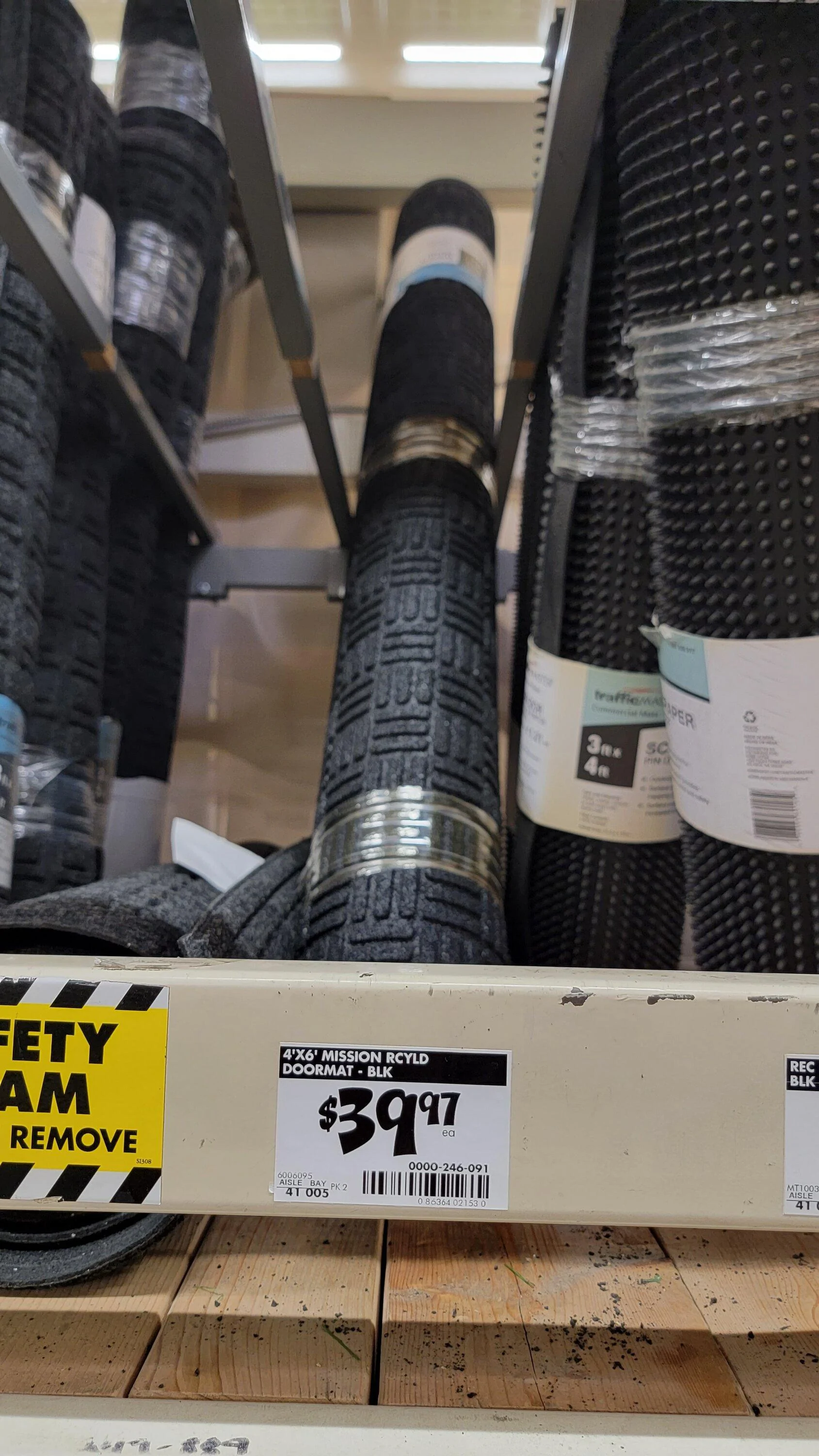 Rivian R1T R1S Jebinc’s rubber bed liner mod 20221030_151738