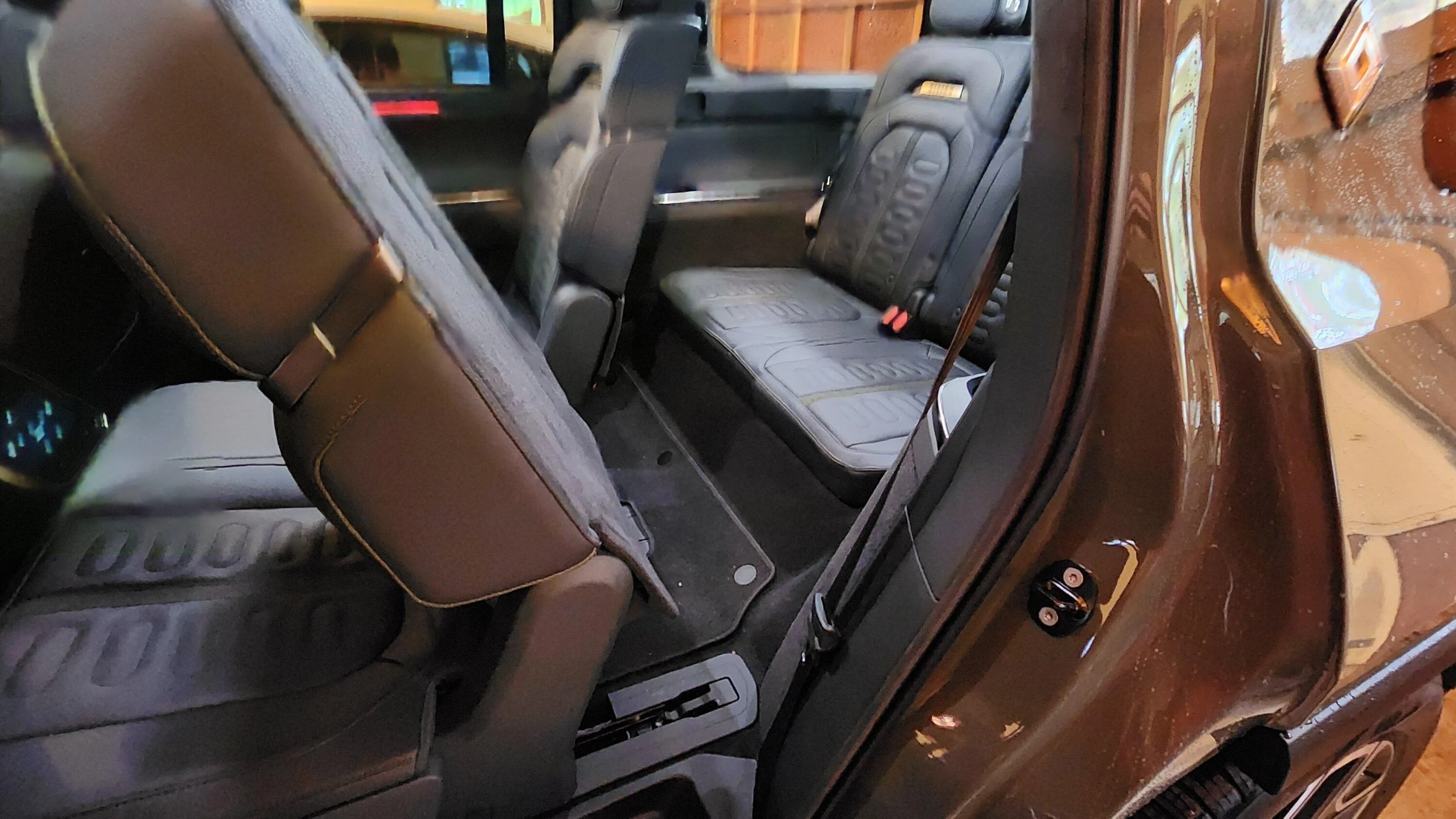 Rivian R1T R1S My R1S Delivery & Initial Thoughts! 20221031_105608
