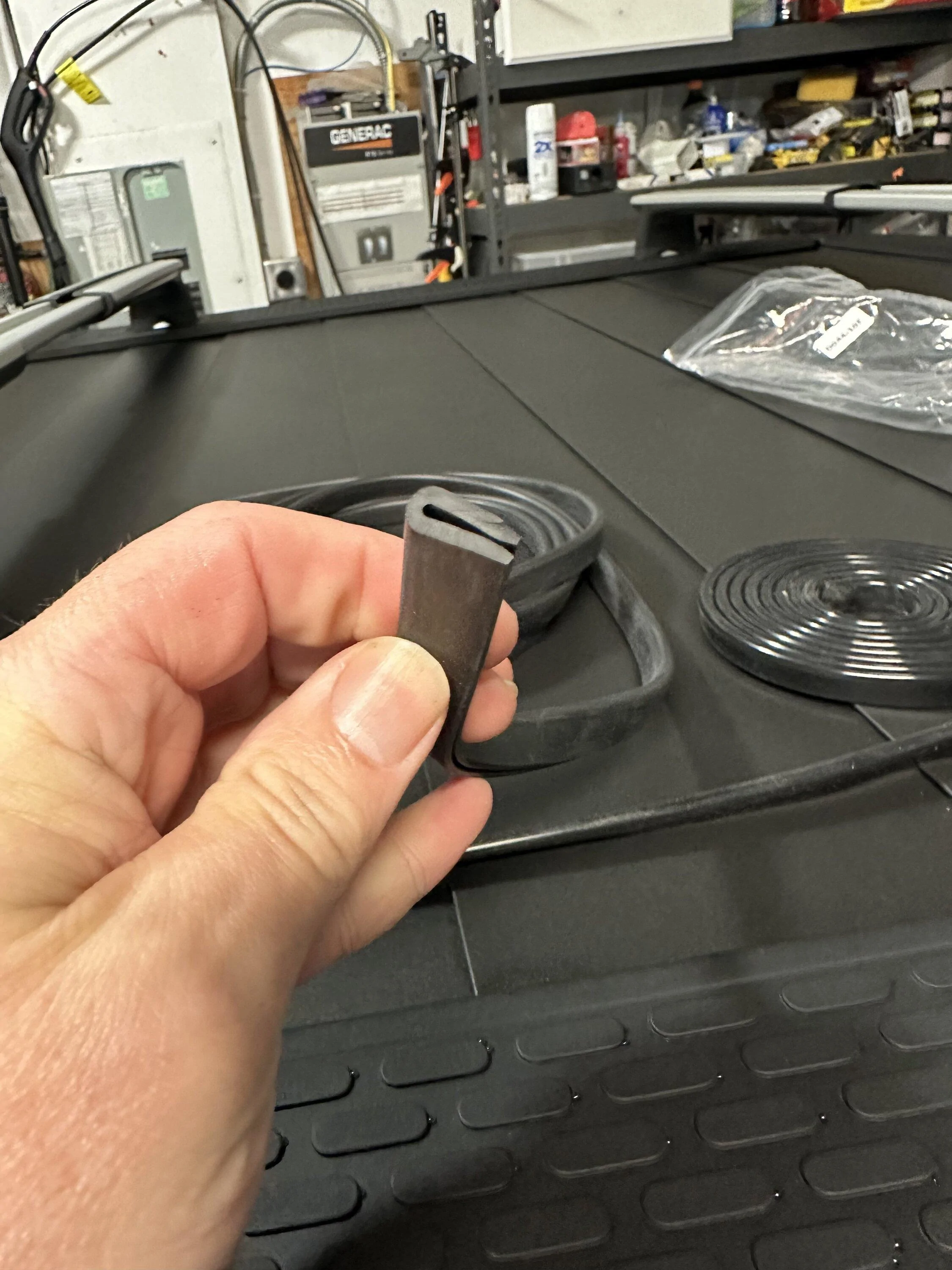 Rivian R1T R1S Jebinc’s tonneau cover winterizing mod 3CD80CF4-C2E2-490D-9BA9-CC3794B3875F